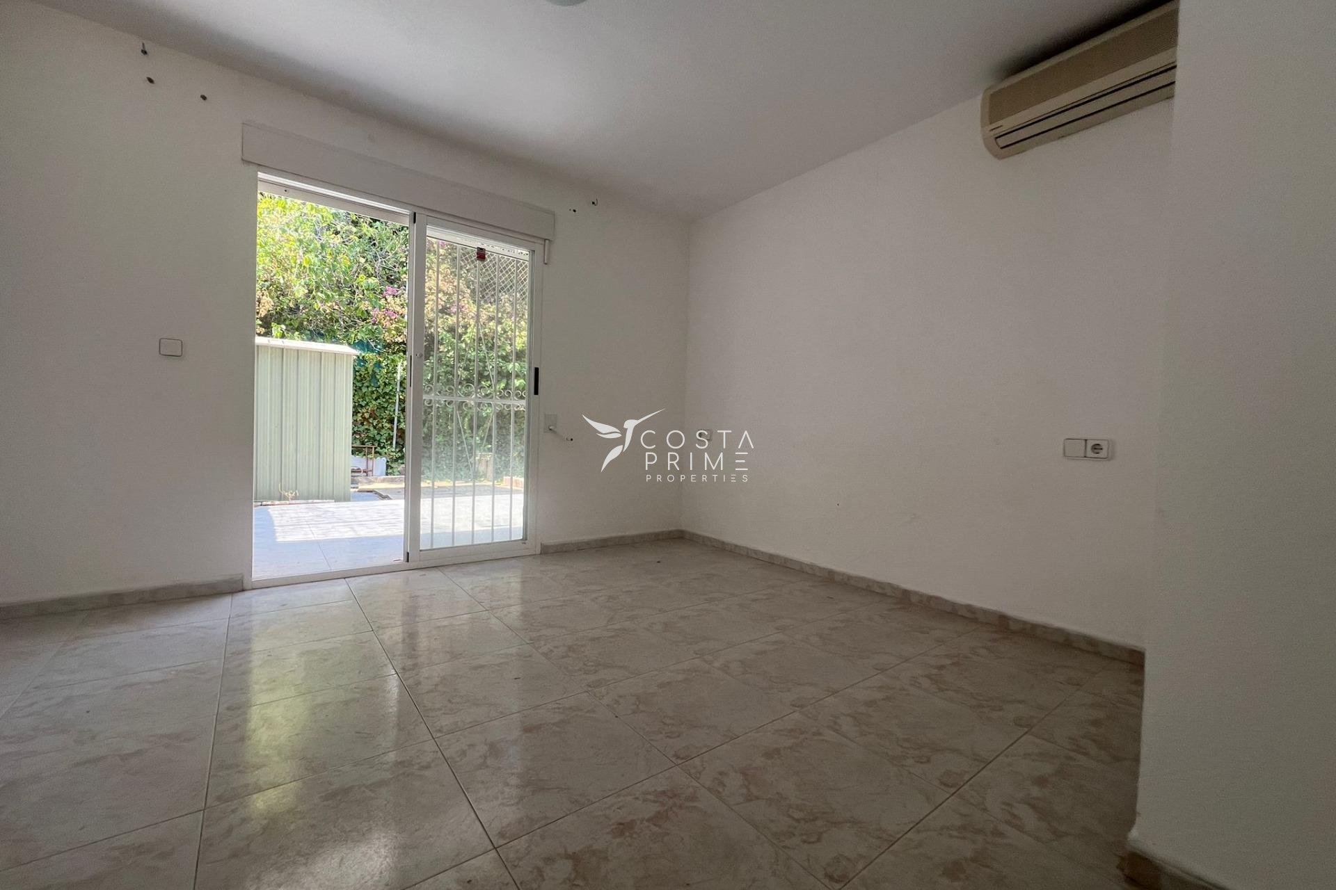 Reventa - Chalet / Villa - Alfas del Pí