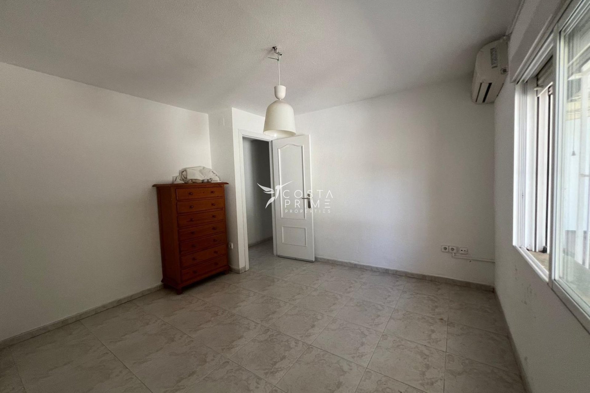 Reventa - Chalet / Villa - Alfas del Pí