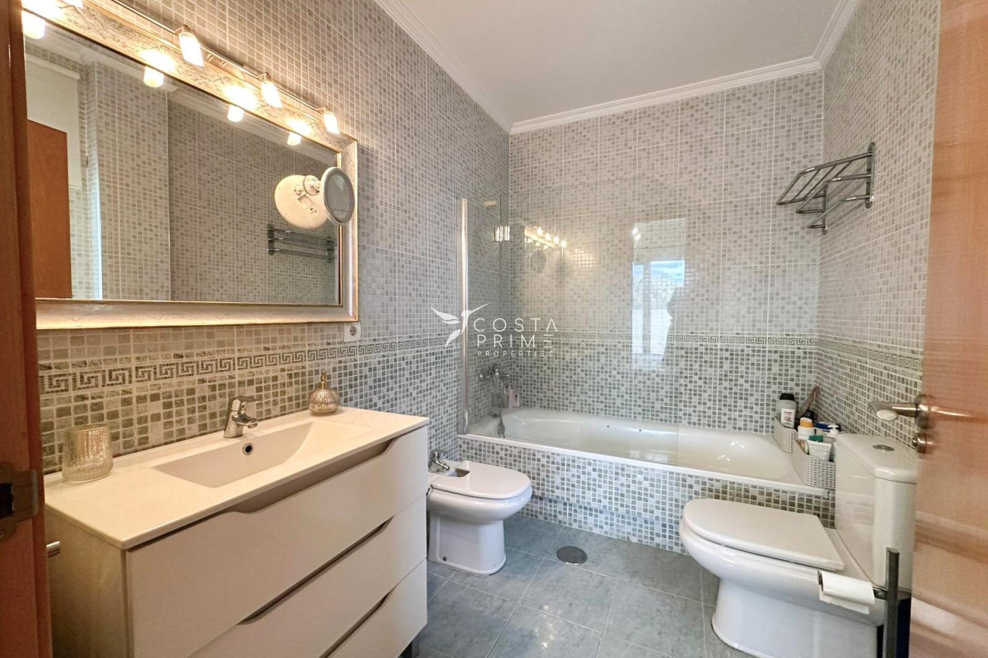 Reventa - Chalet / Villa - Alfas del Pí