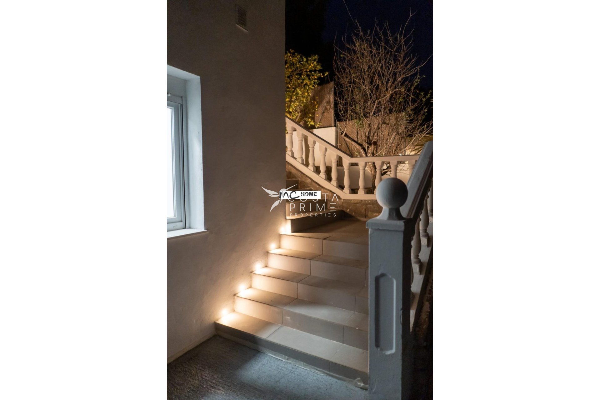 Reventa - Chalet / Villa - Altea