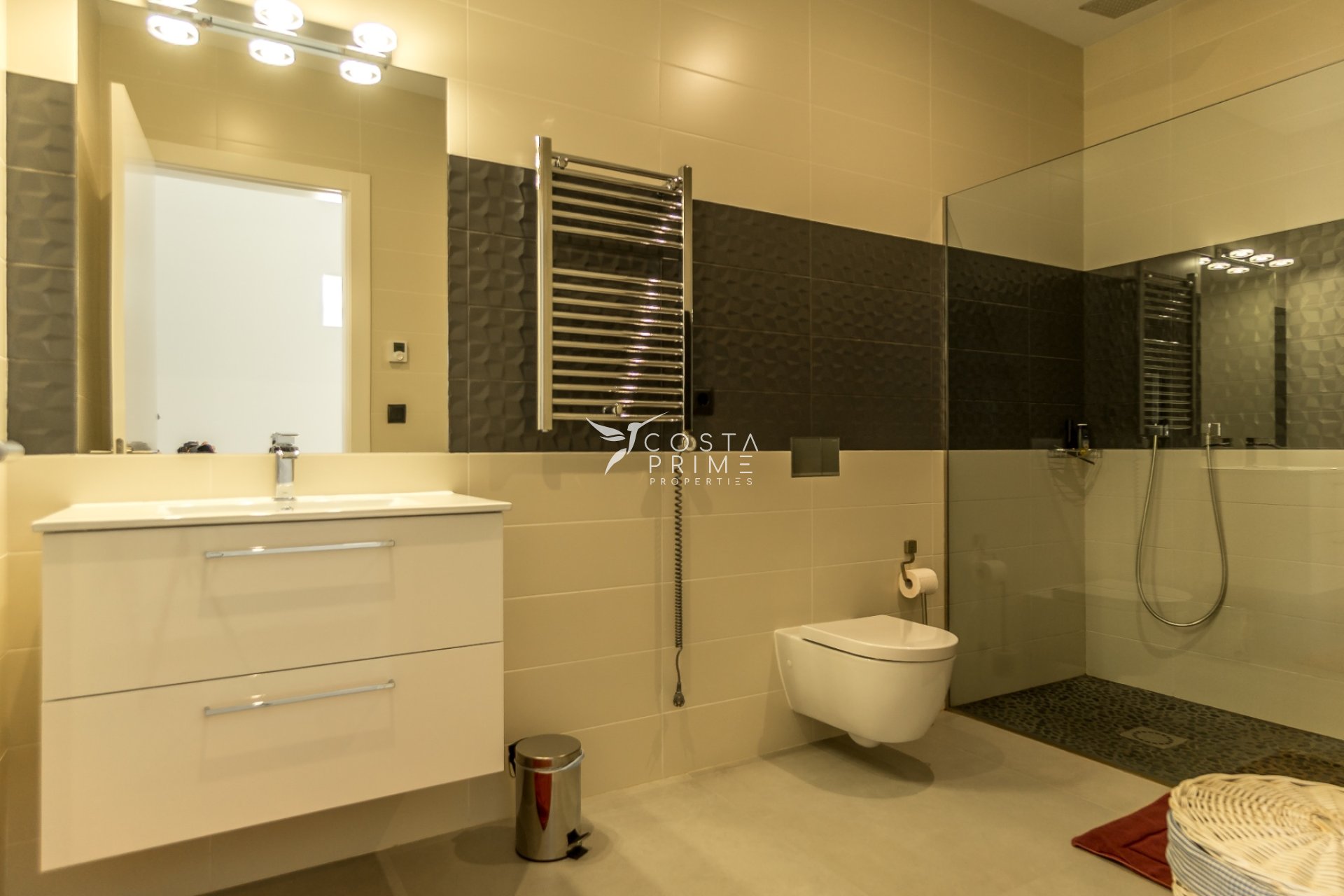 Reventa - Chalet / Villa - Altea