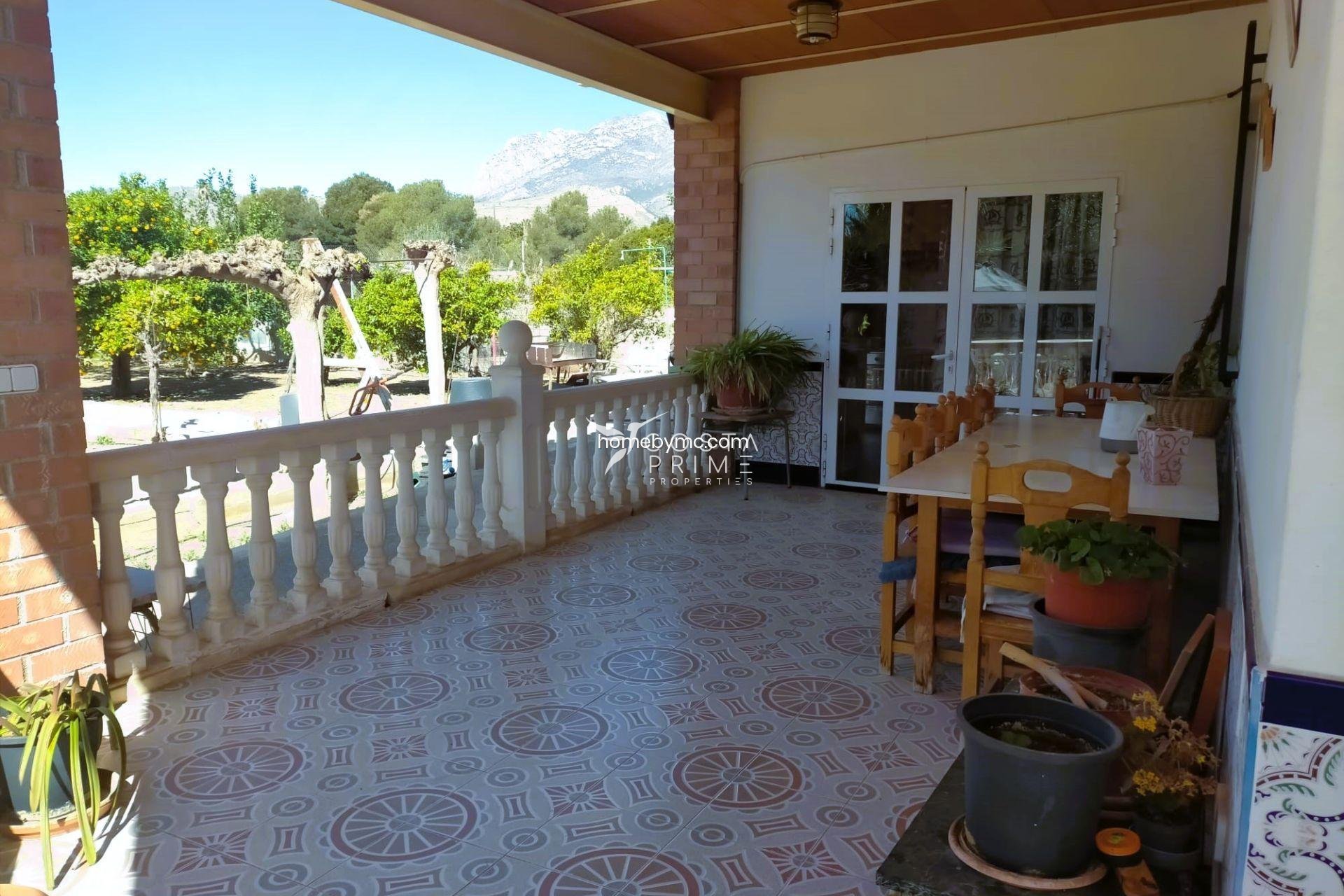 Reventa - Chalet / Villa - Benidorm