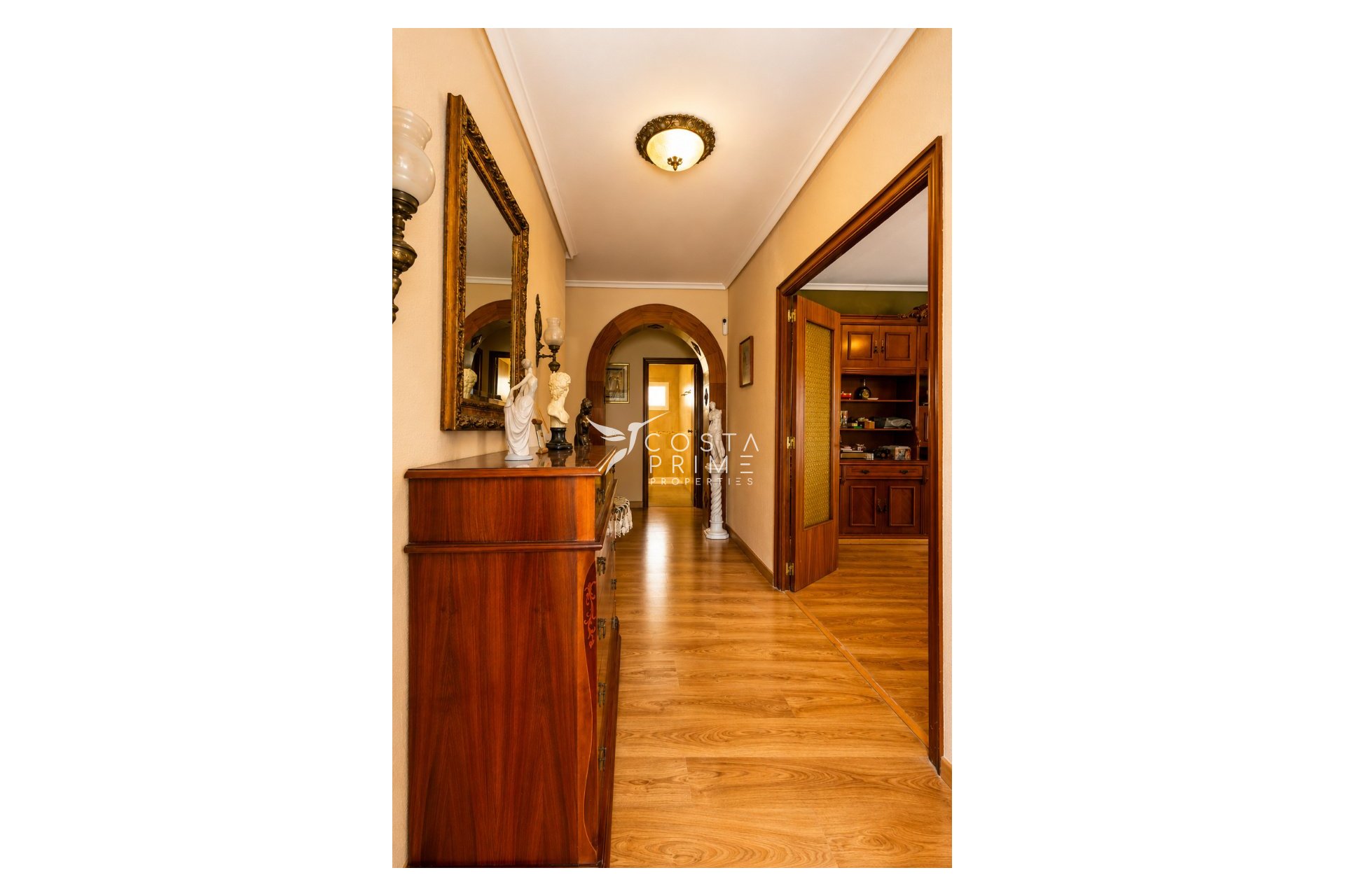 Reventa - Chalet / Villa - Benidorm