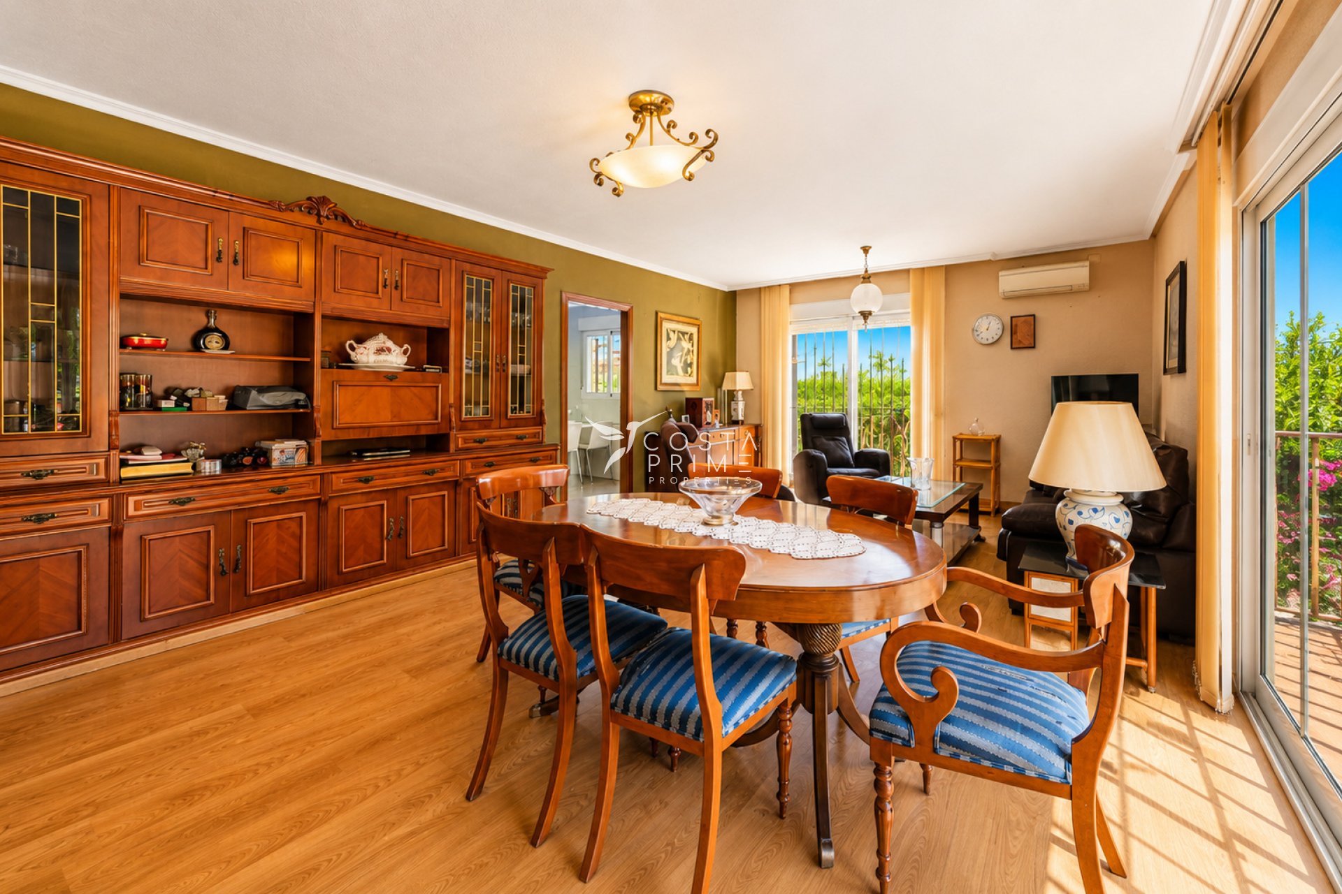Reventa - Chalet / Villa - Benidorm