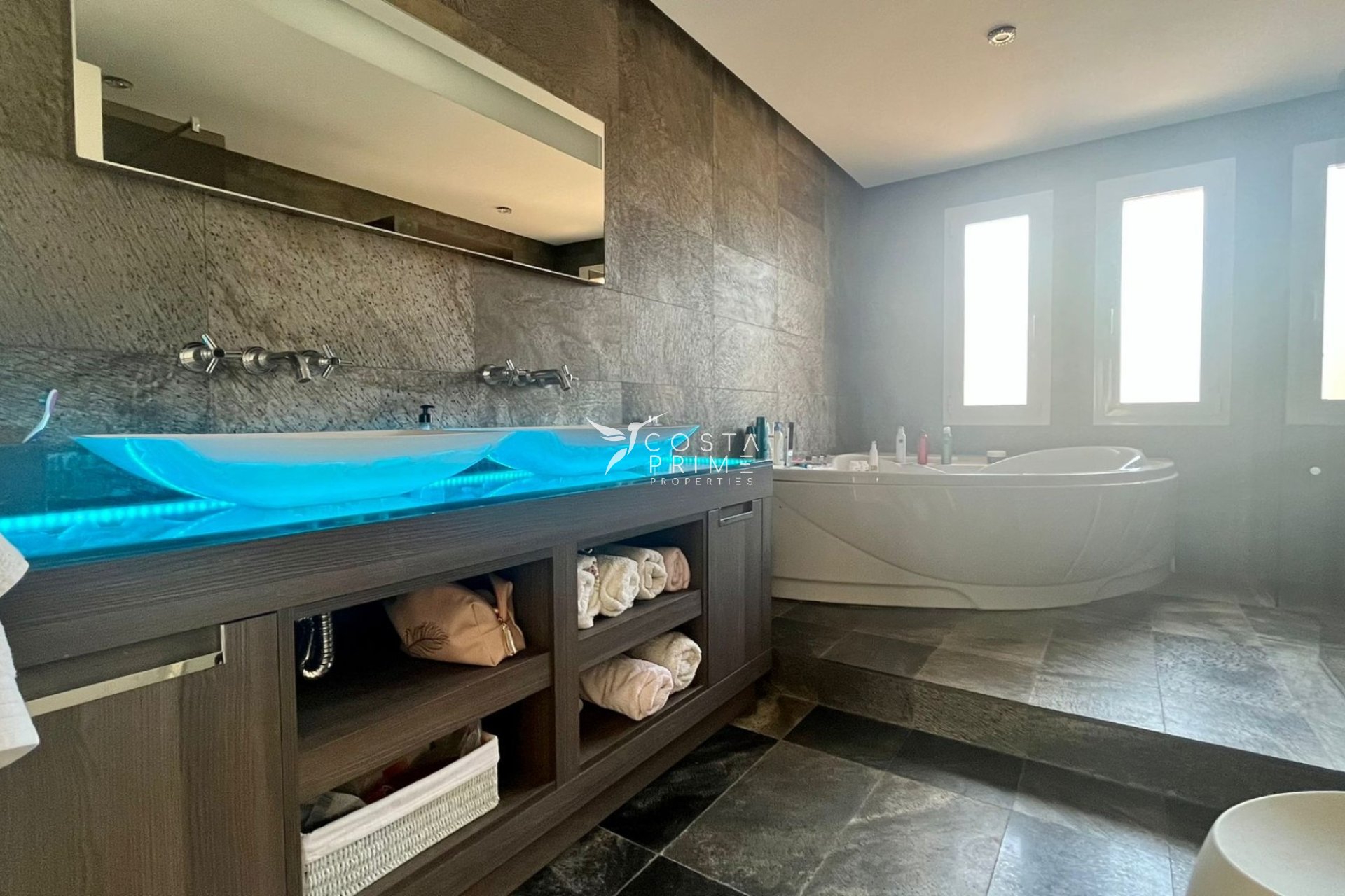 Reventa - Chalet / Villa - Benidorm