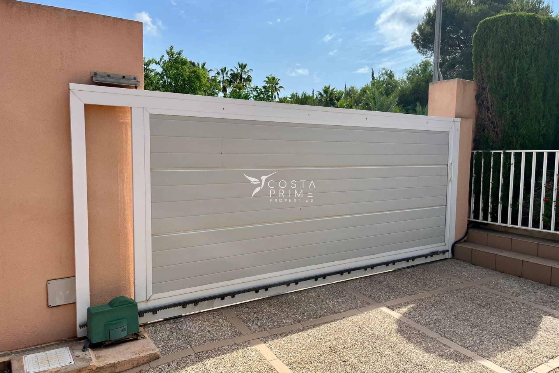 Reventa - Chalet / Villa - Benidorm