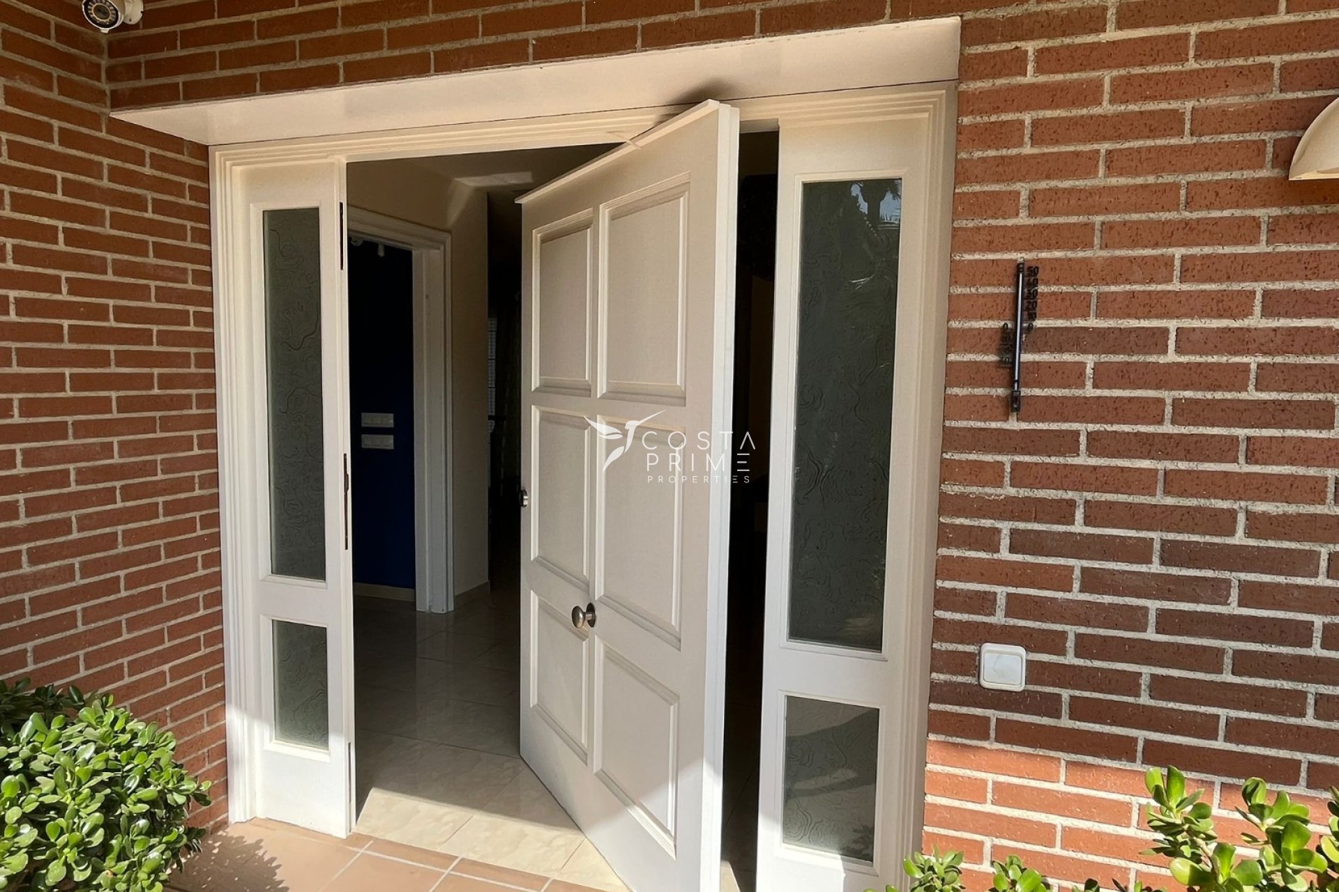 Reventa - Chalet / Villa - Benidorm