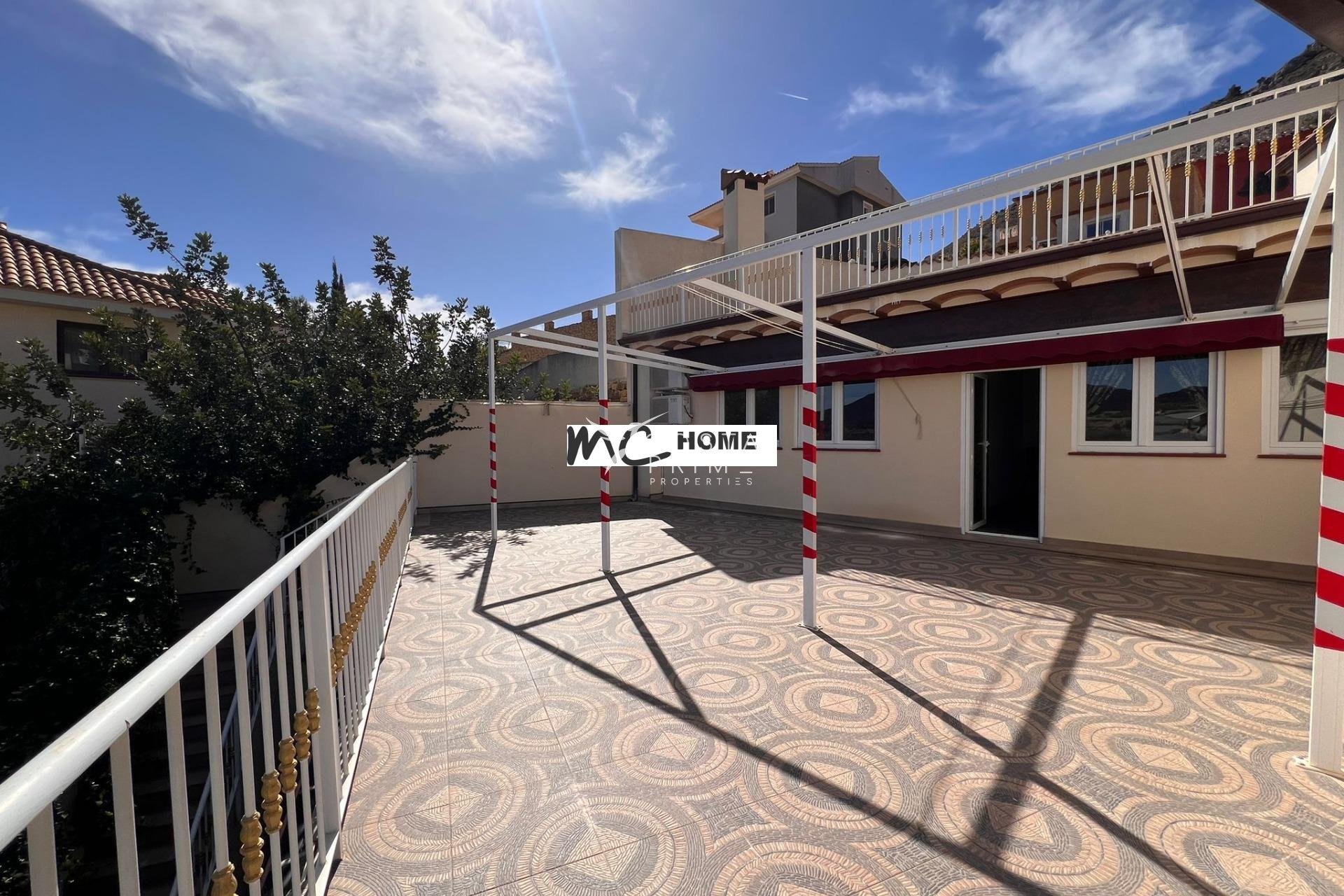 Reventa - Chalet / Villa - Callosa d'en Sarrià