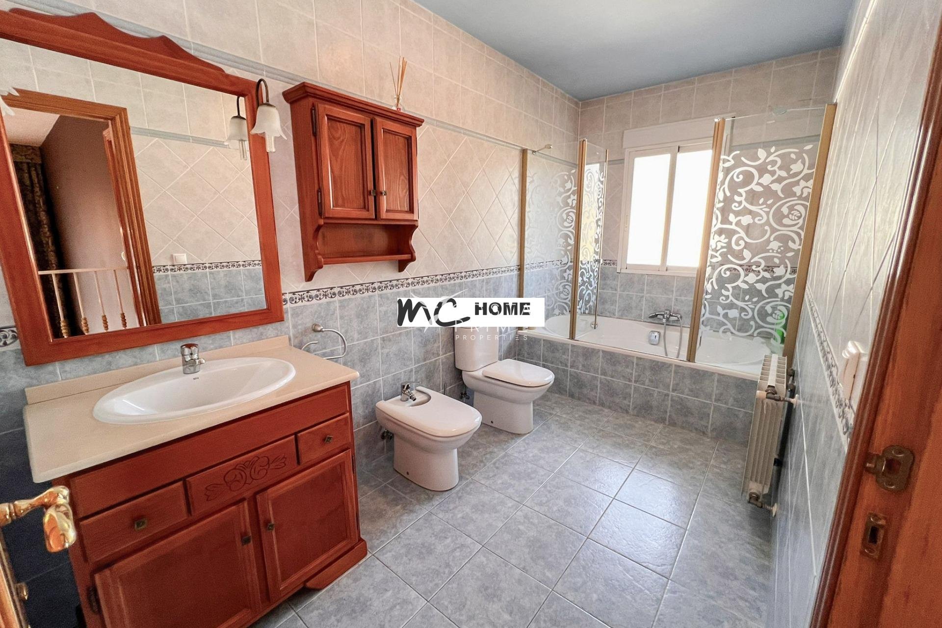 Reventa - Chalet / Villa - Callosa d'en Sarrià