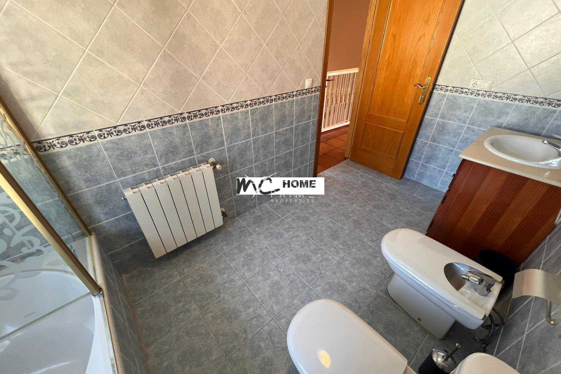 Reventa - Chalet / Villa - Callosa d'en Sarrià