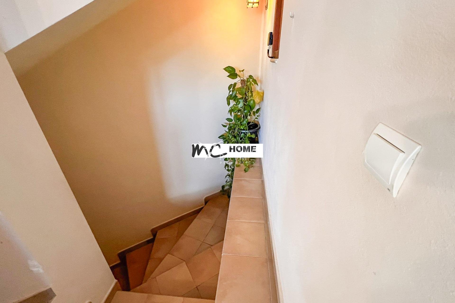 Reventa - Chalet / Villa - Callosa d'en Sarrià