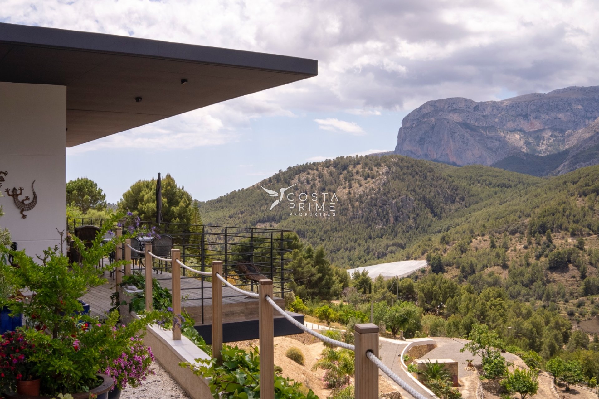 Reventa - Chalet / Villa - Callosa d'en Sarrià