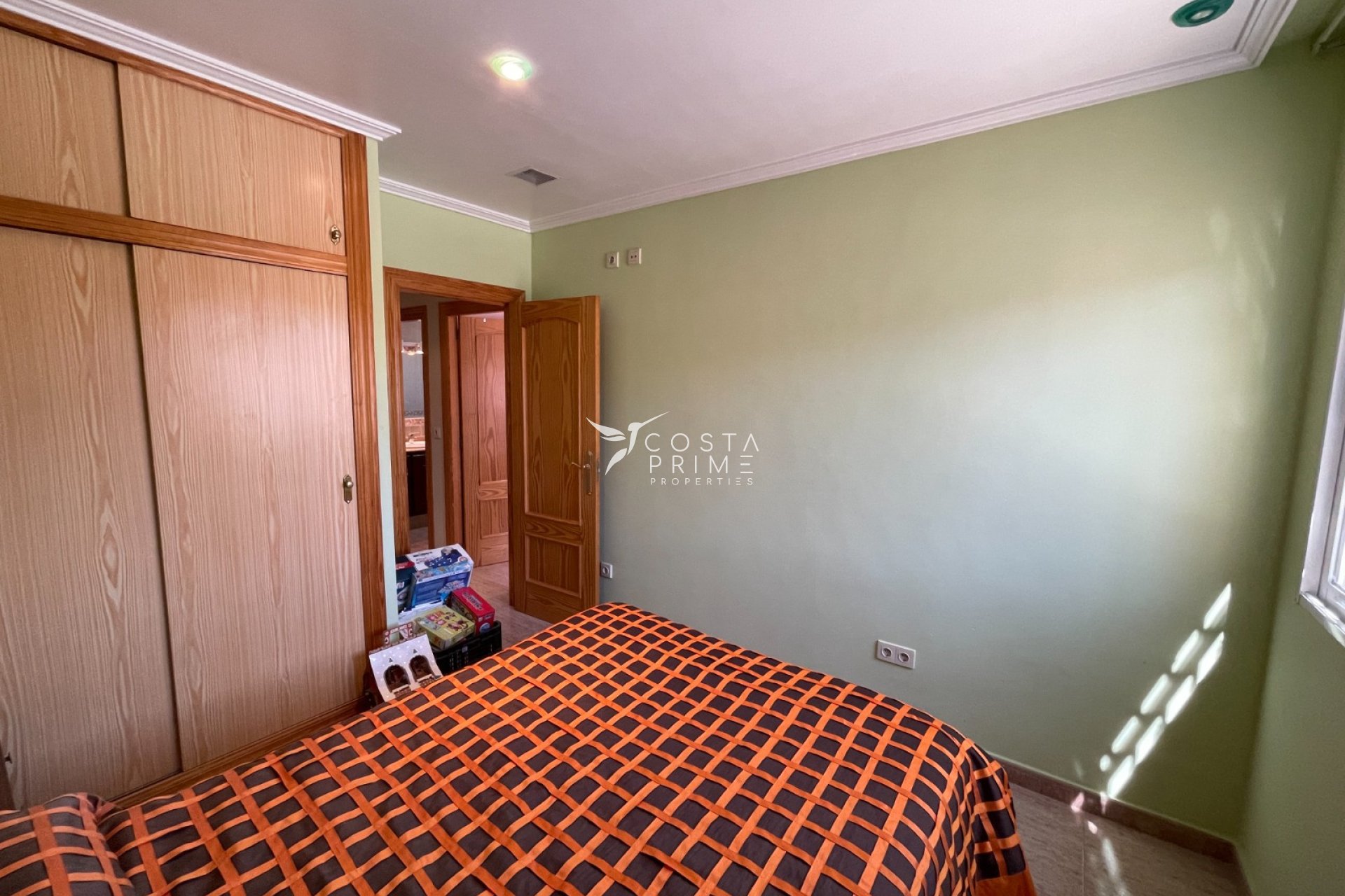 Reventa - Chalet / Villa - Crevillente