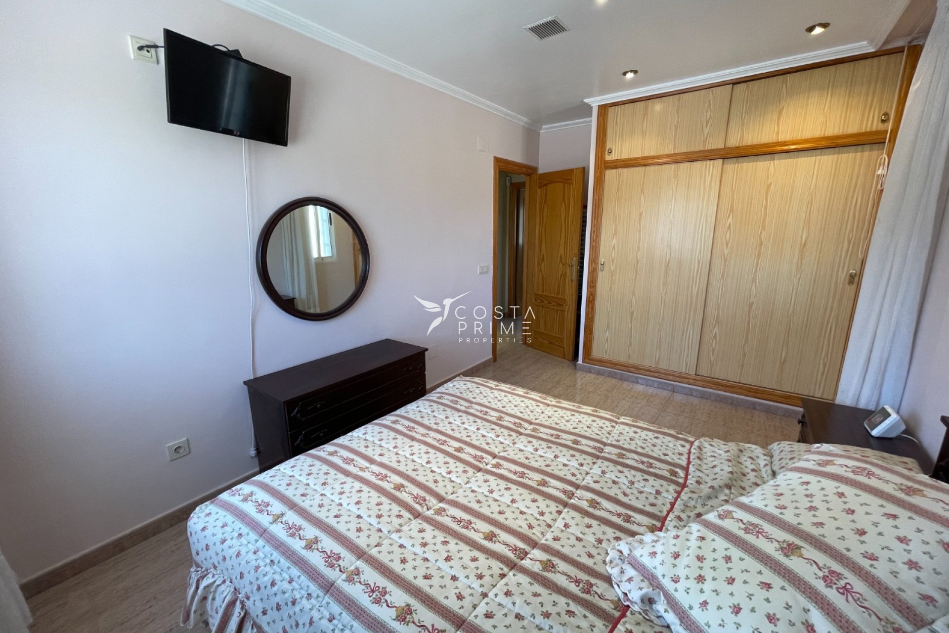 Reventa - Chalet / Villa - Crevillente