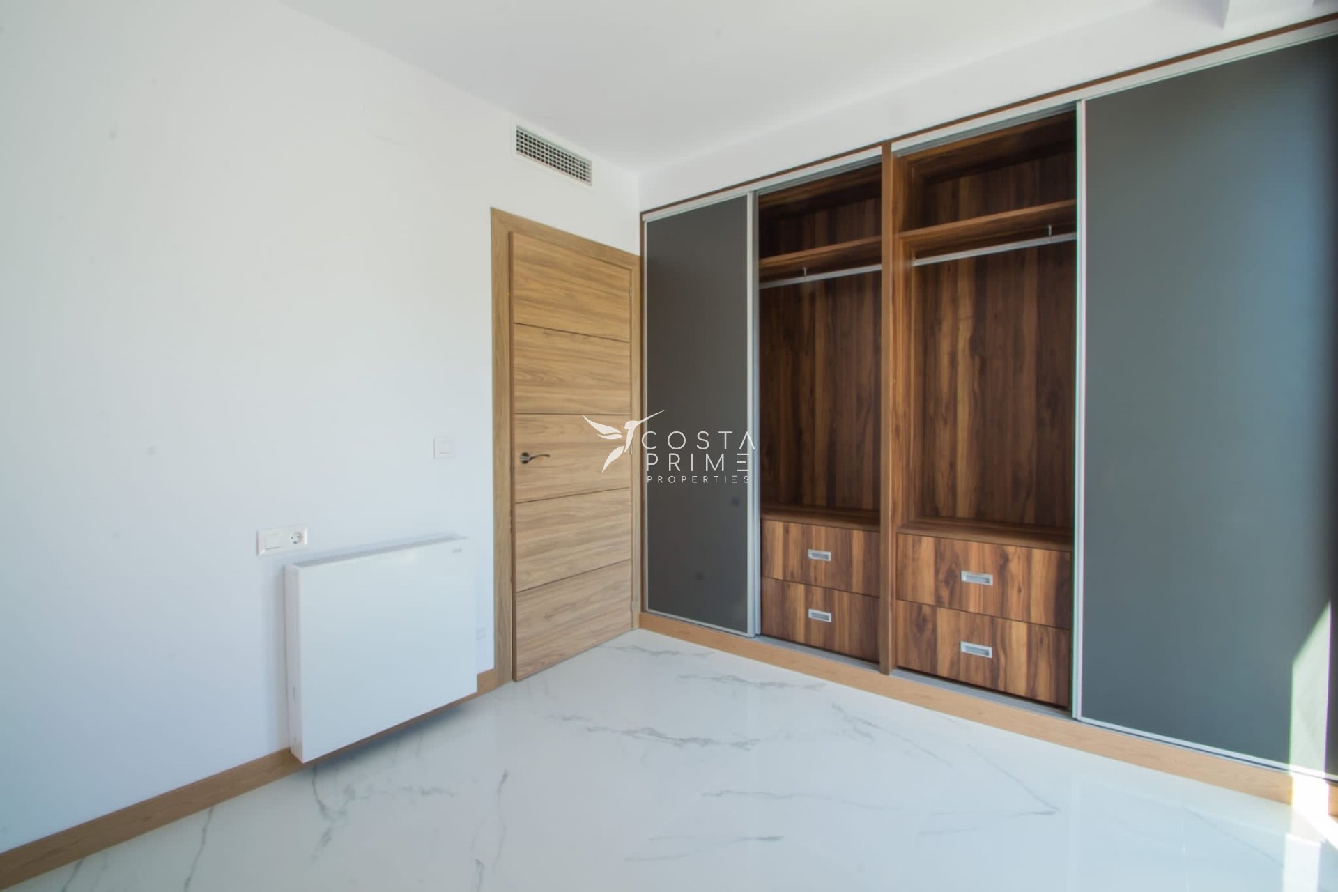 Reventa - Chalet / Villa - Finestrat