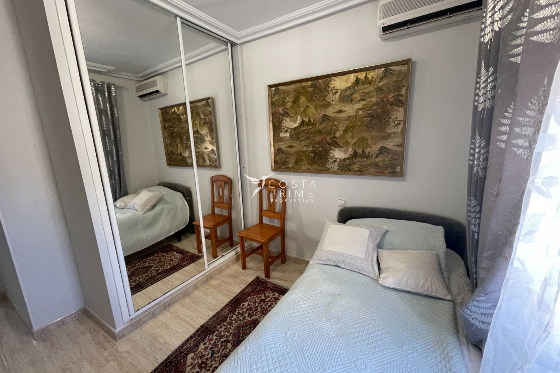 Reventa - Chalet / Villa - Guardamar del Segura