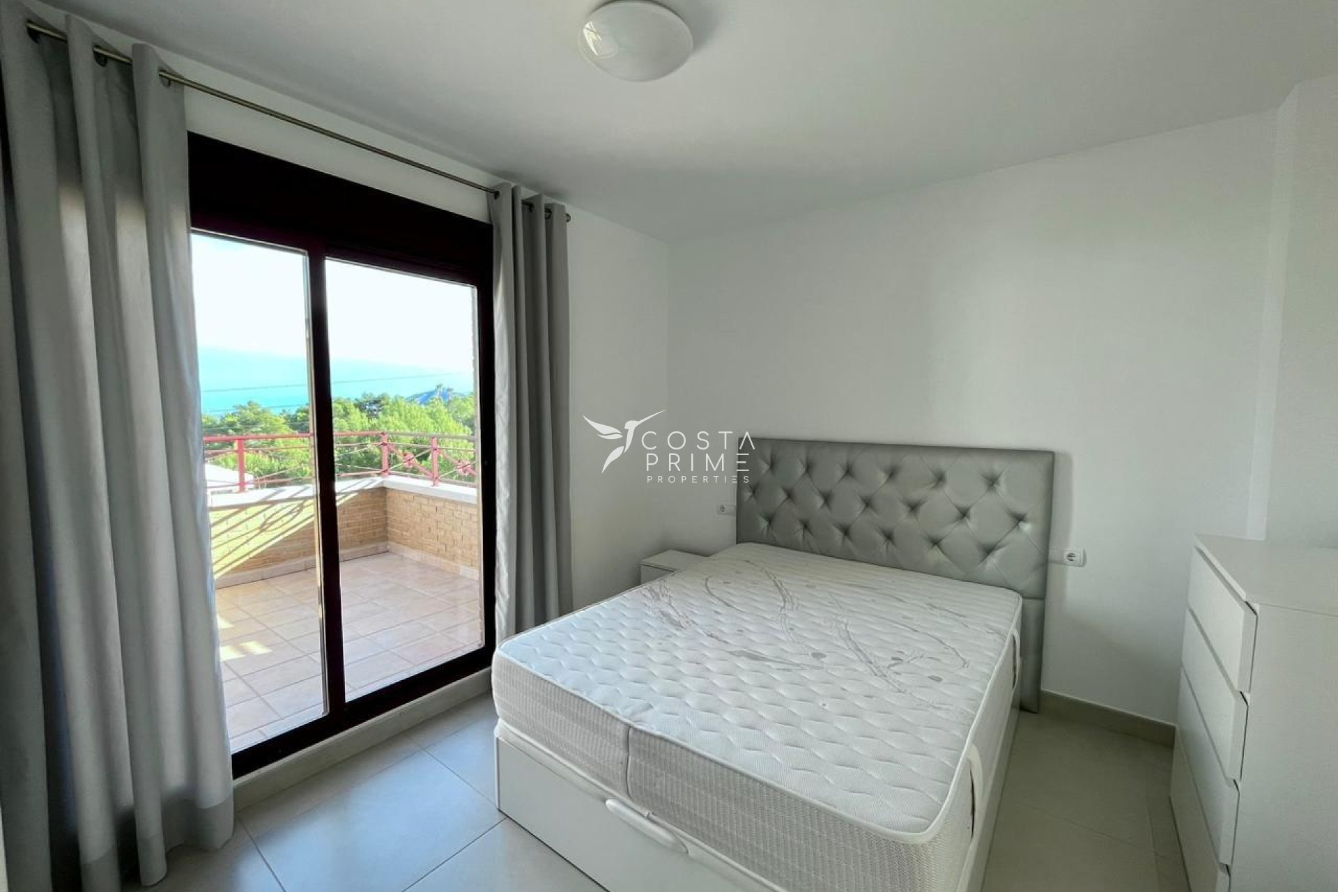 Reventa - Chalet / Villa - La Nucía