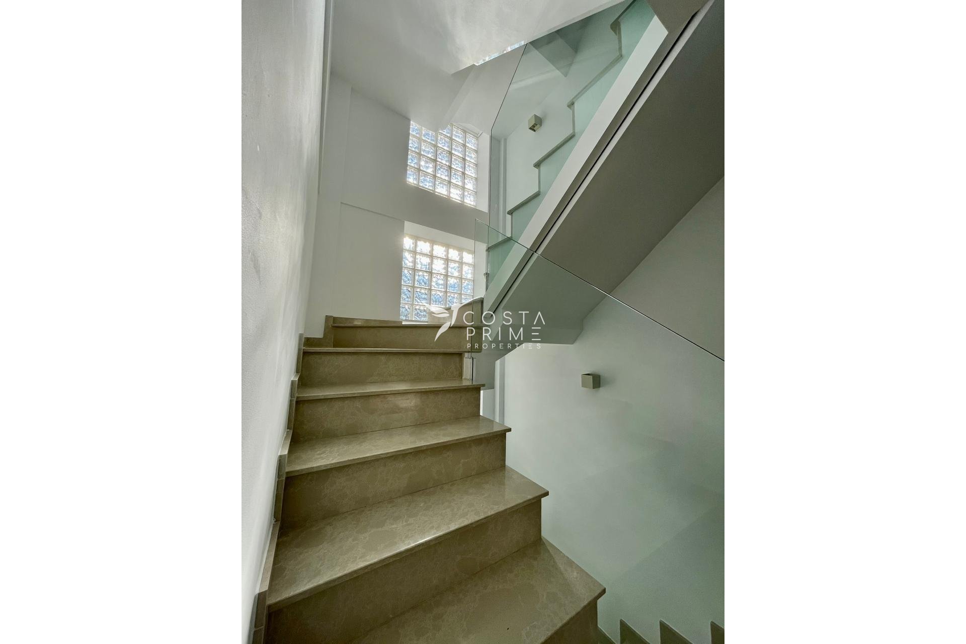 Reventa - Chalet / Villa - La Nucía