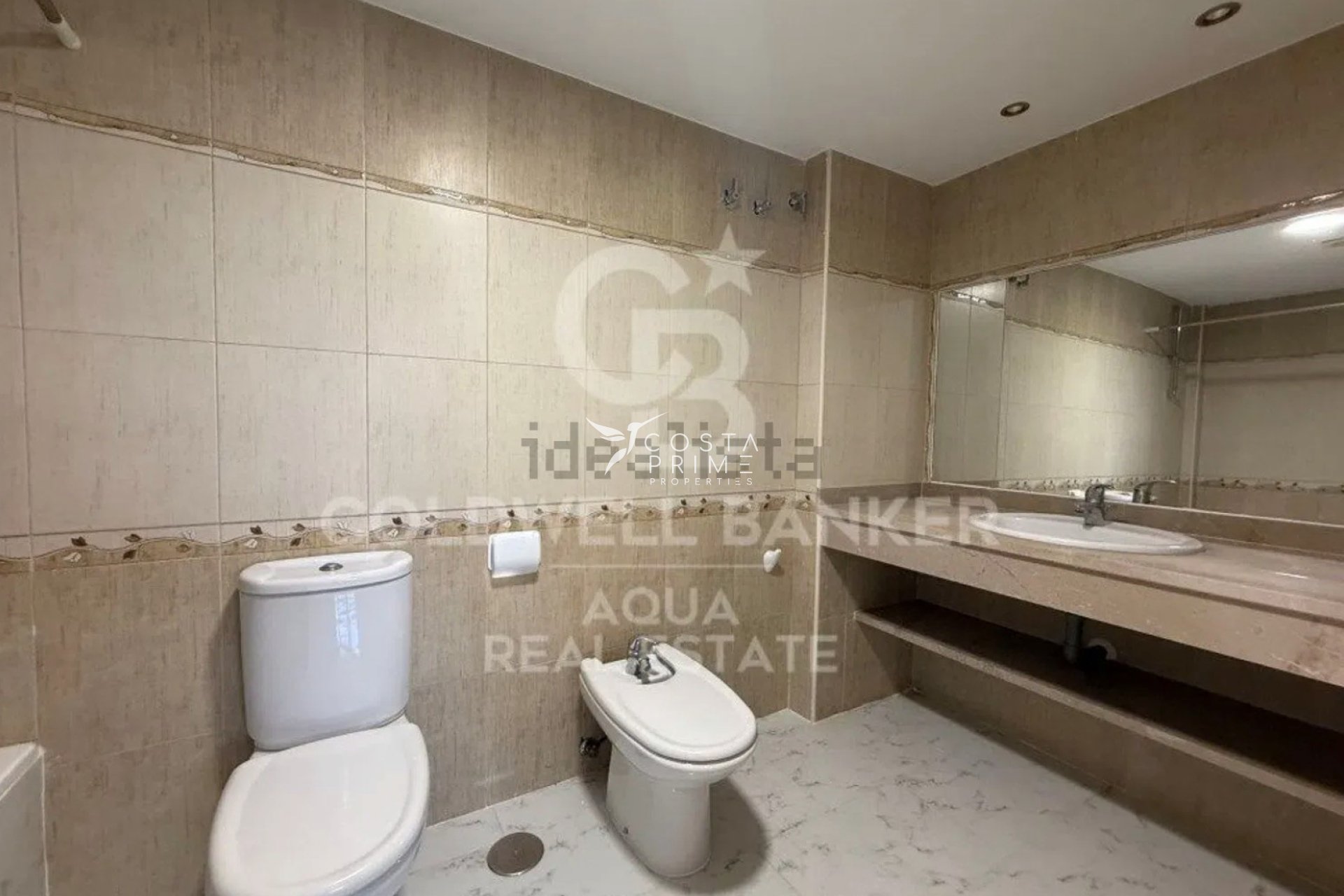 Reventa - Chalet / Villa - La Nucía