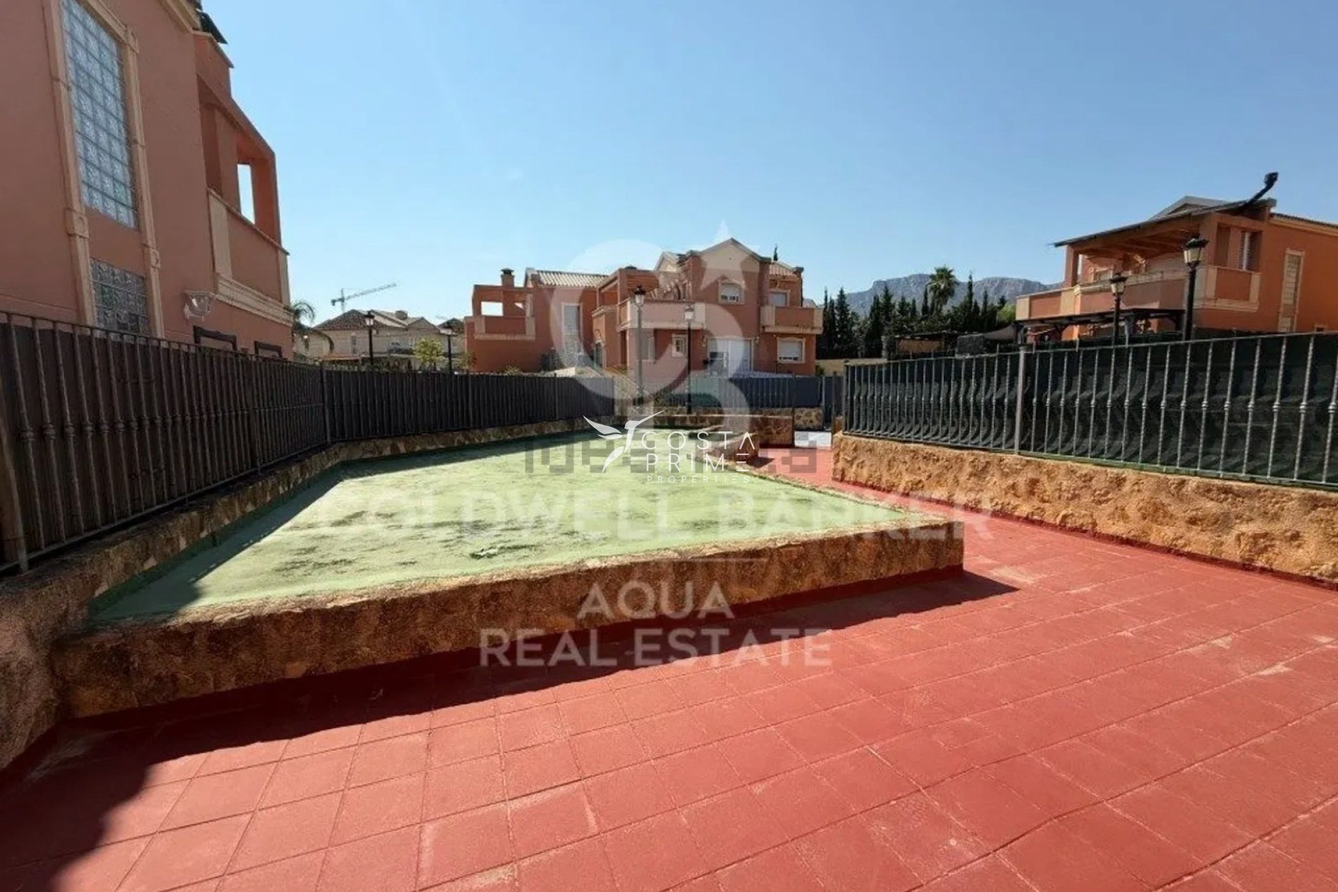 Reventa - Chalet / Villa - La Nucía