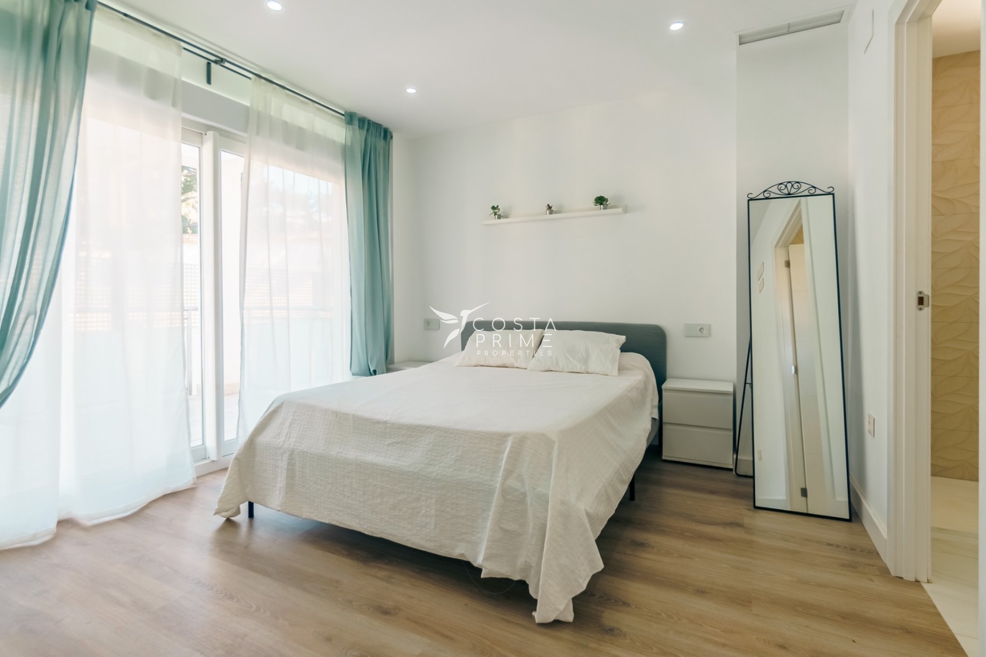 Reventa - Chalet / Villa - La Nucía