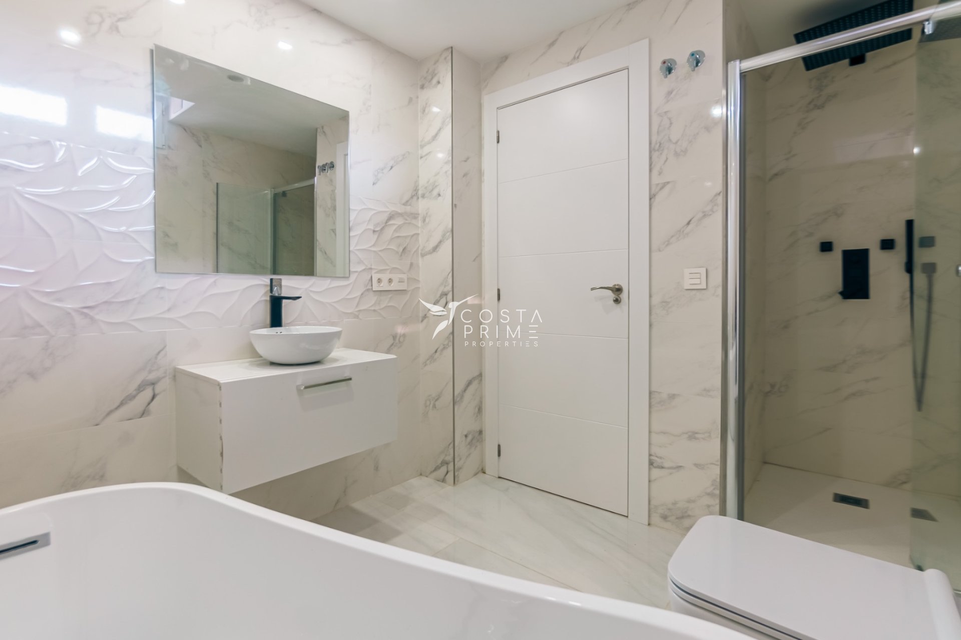 Reventa - Chalet / Villa - La Nucía