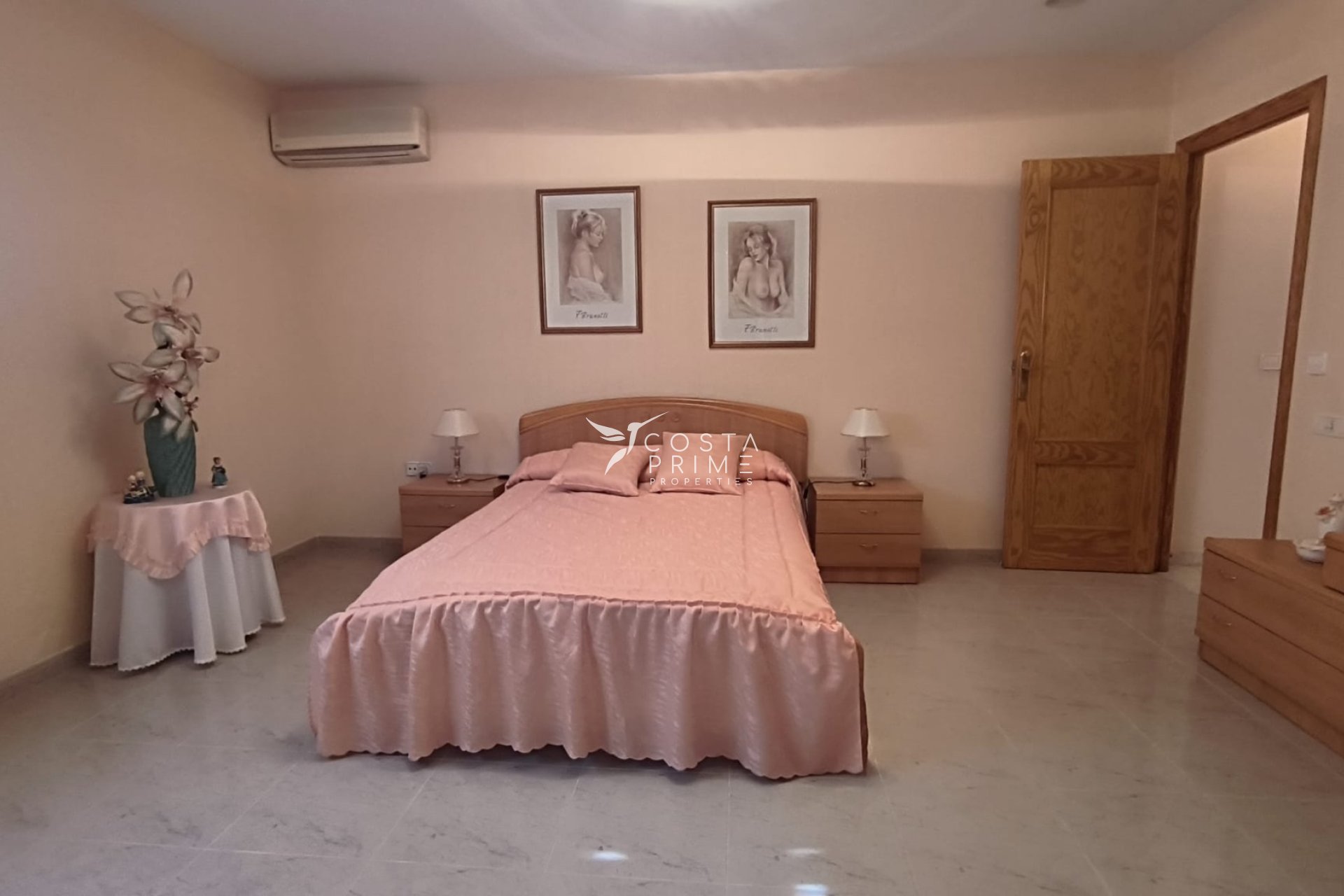 Reventa - Chalet / Villa - La Nucía