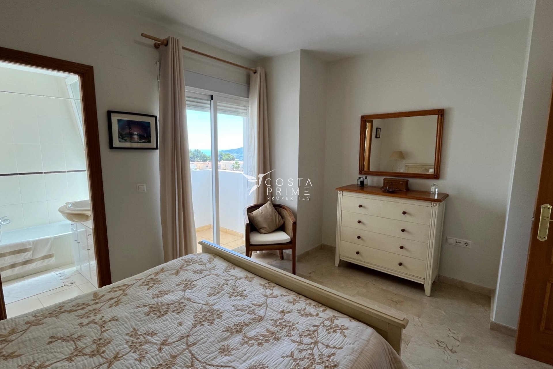 Reventa - Chalet / Villa - La Nucía