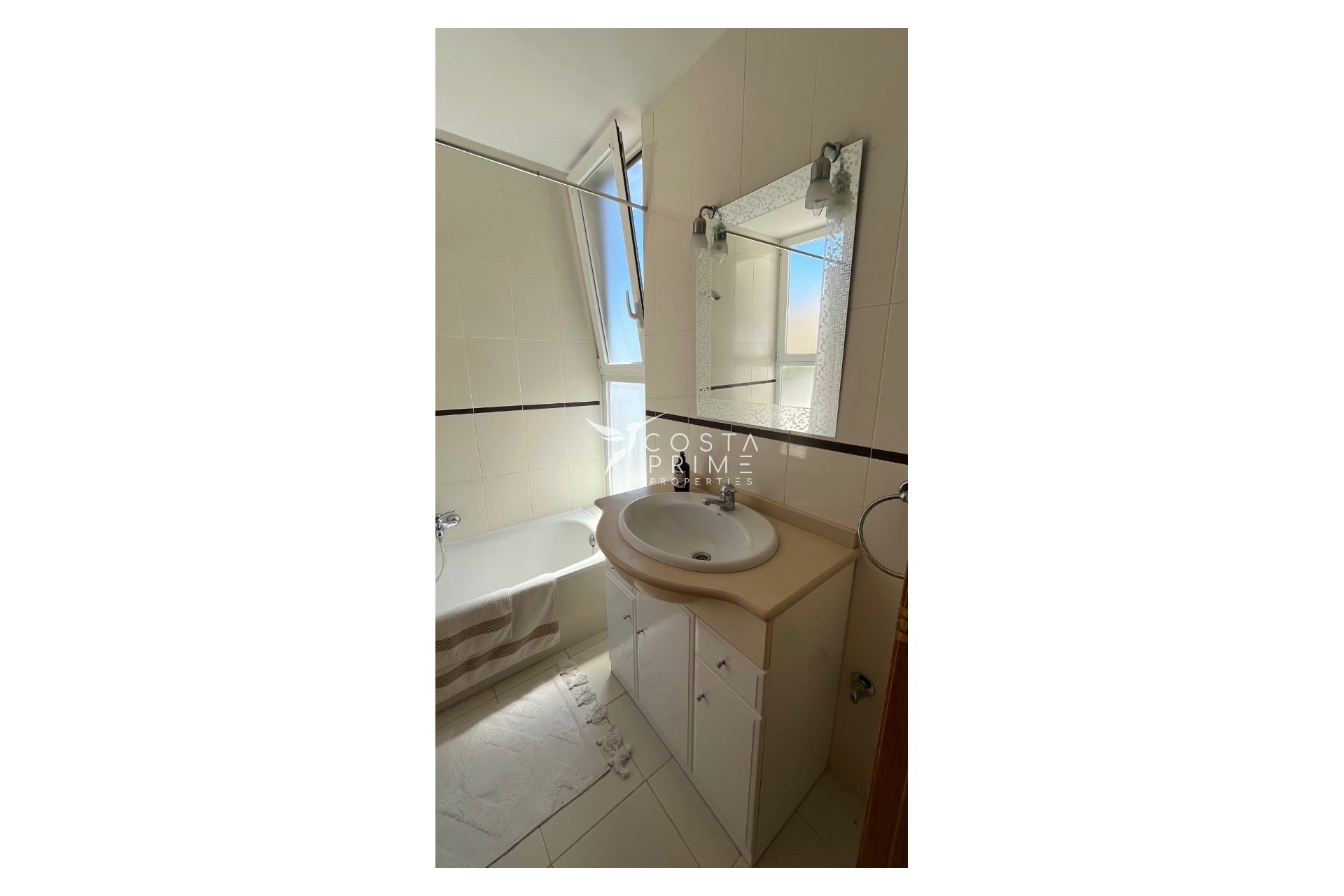 Reventa - Chalet / Villa - La Nucía