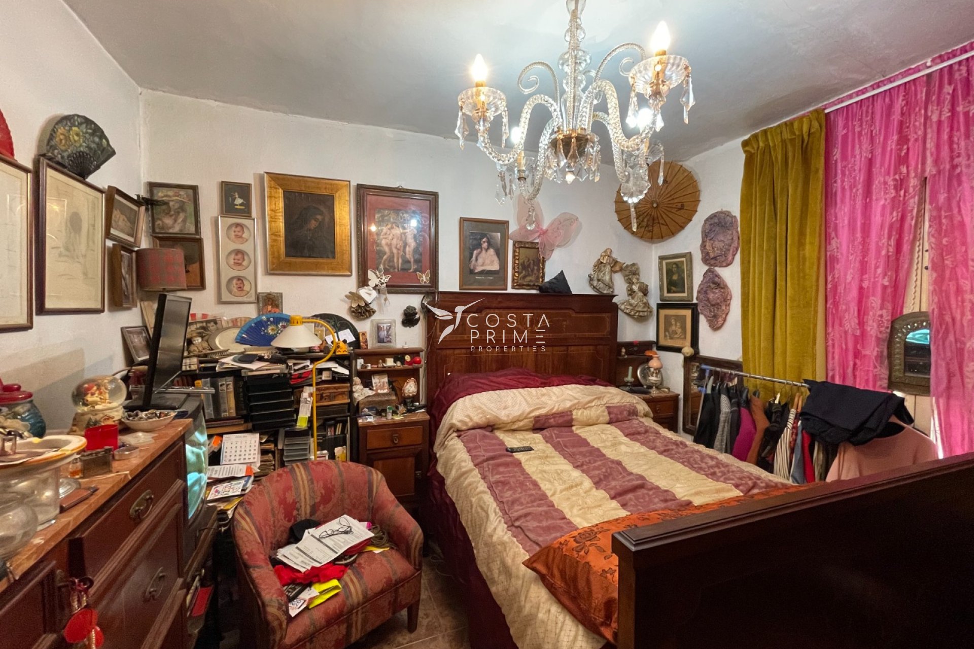 Reventa - Chalet / Villa - Orihuela