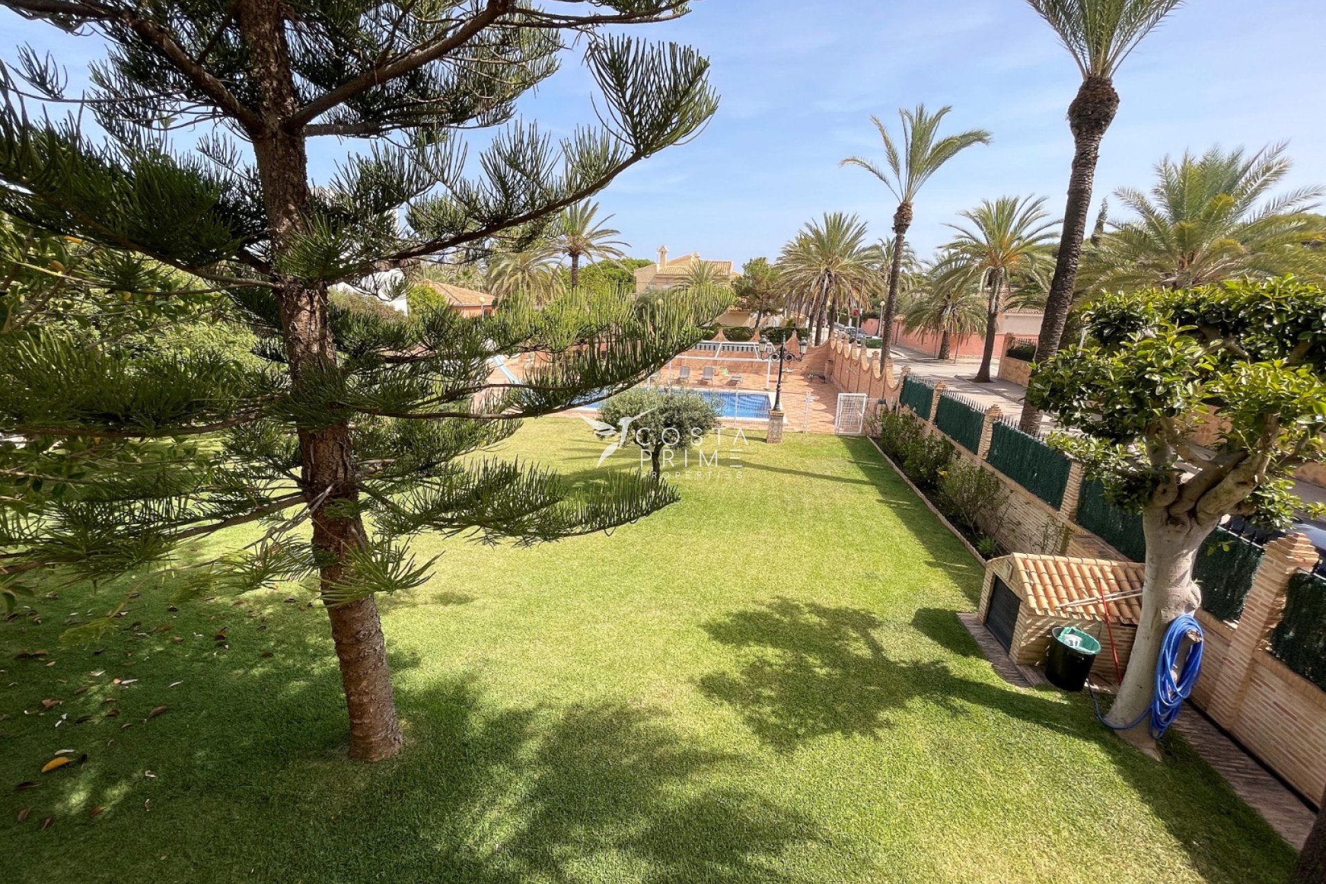 Reventa - Chalet / Villa - Orihuela