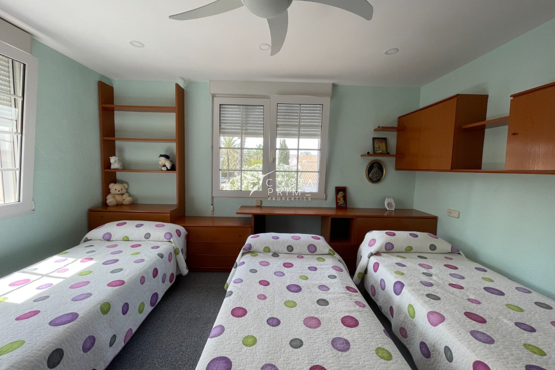Reventa - Chalet / Villa - Orihuela