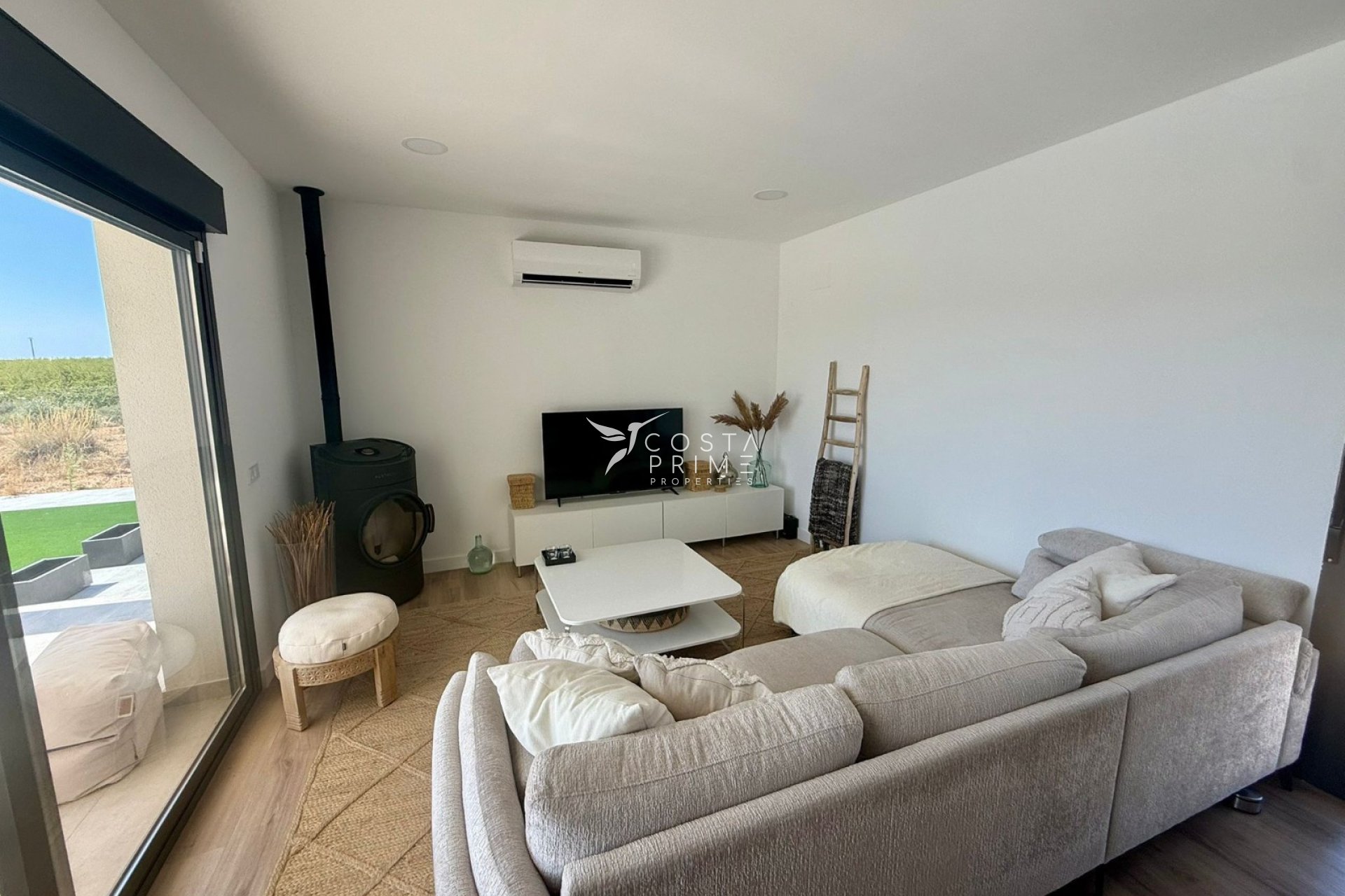 Reventa - Chalet / Villa - Pinoso