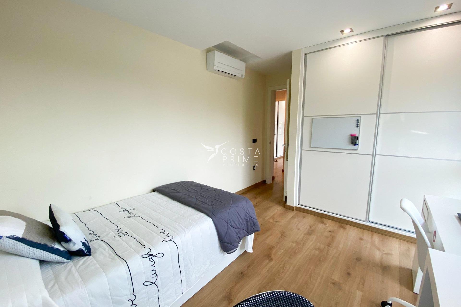 Reventa - Chalet / Villa - Polop