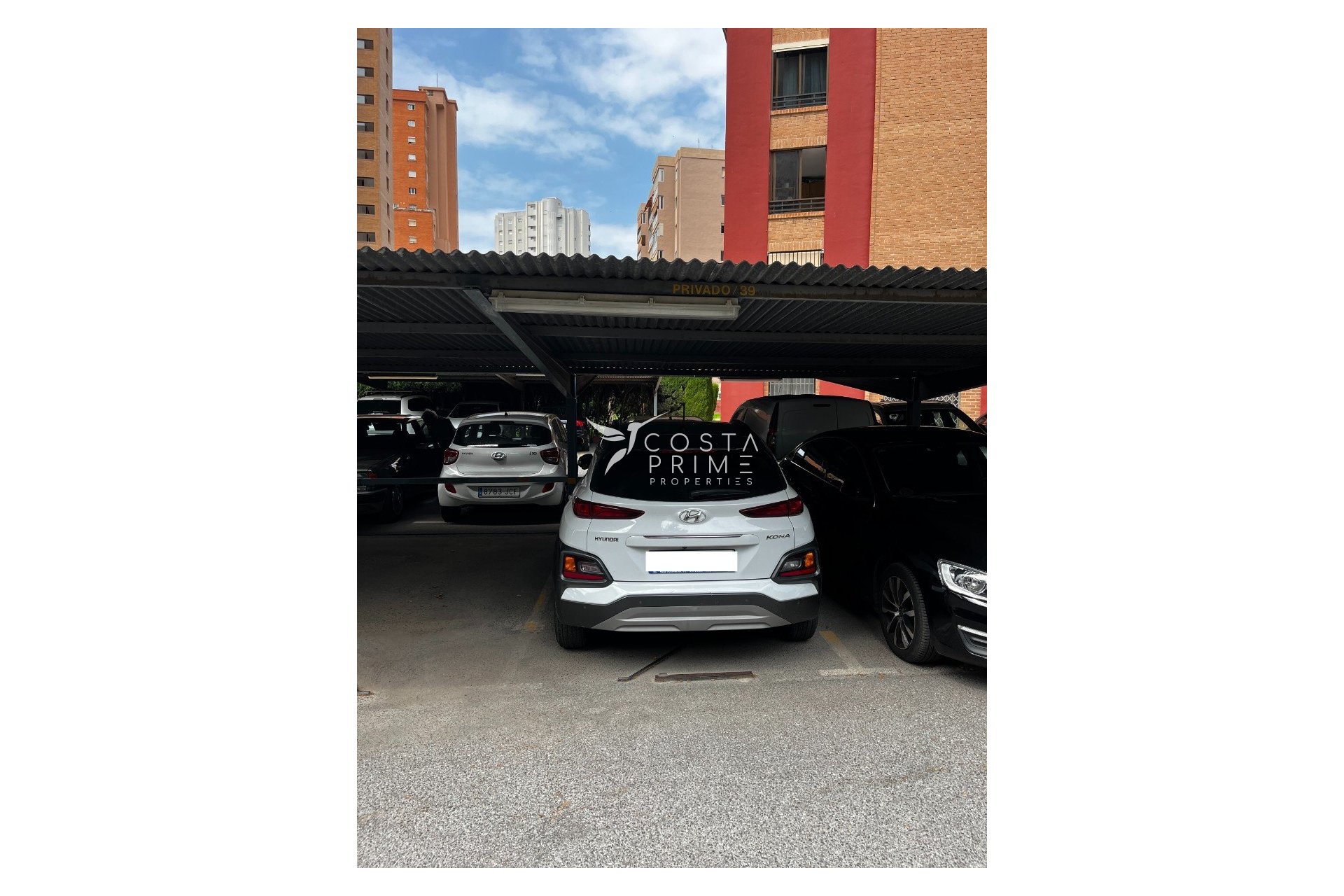 Reventa - Garaje / Trastero - Benidorm