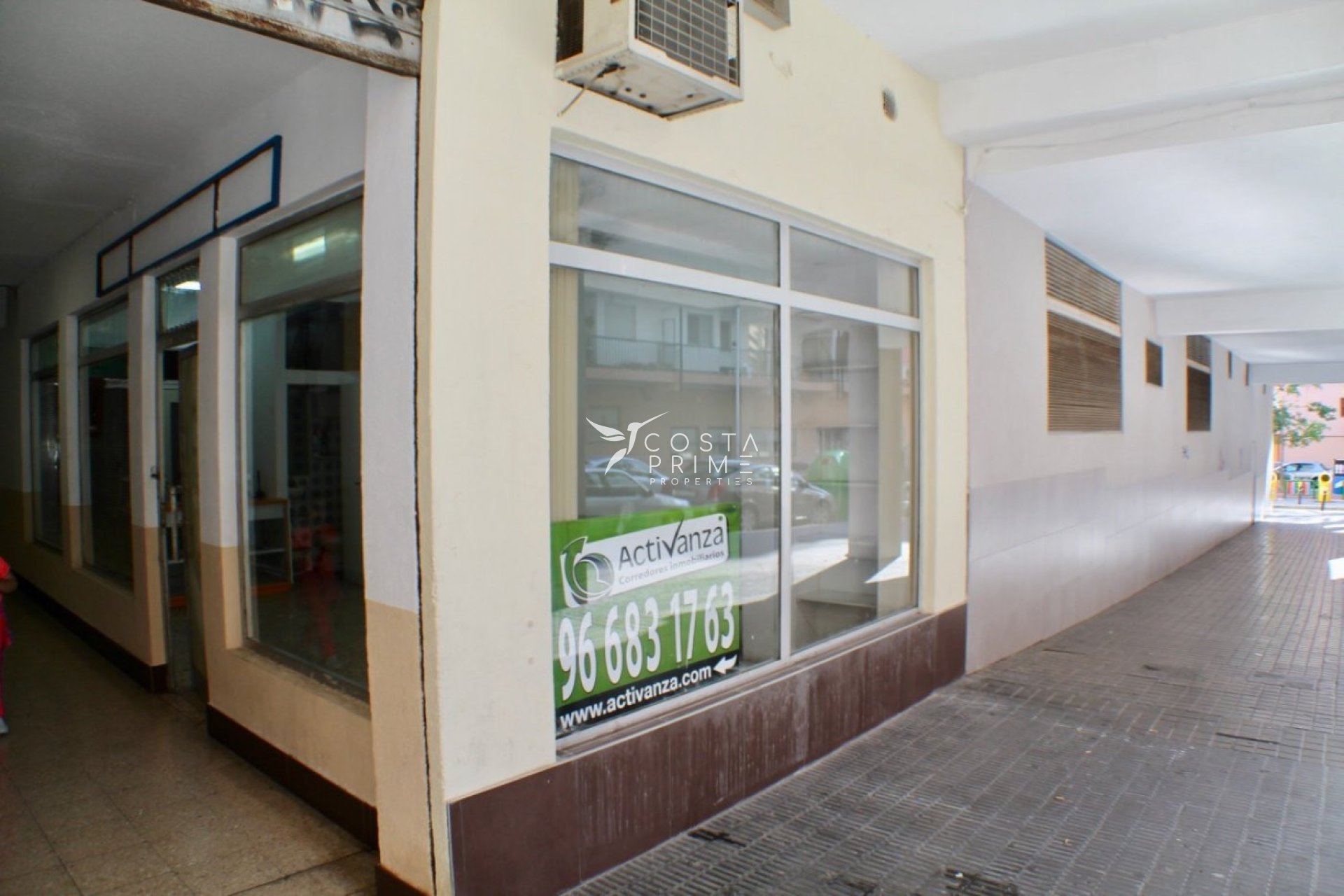 Reventa - Local / Comercio - Benidorm