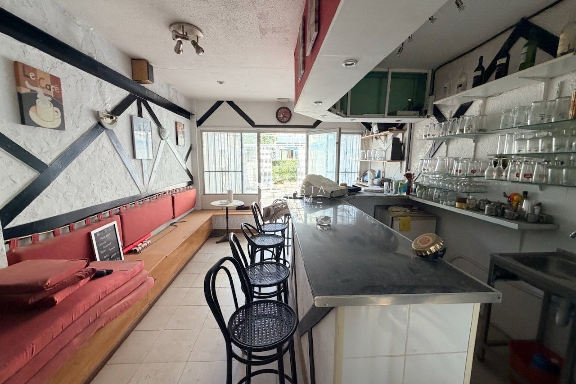 Reventa - Local / Comercio - Benidorm