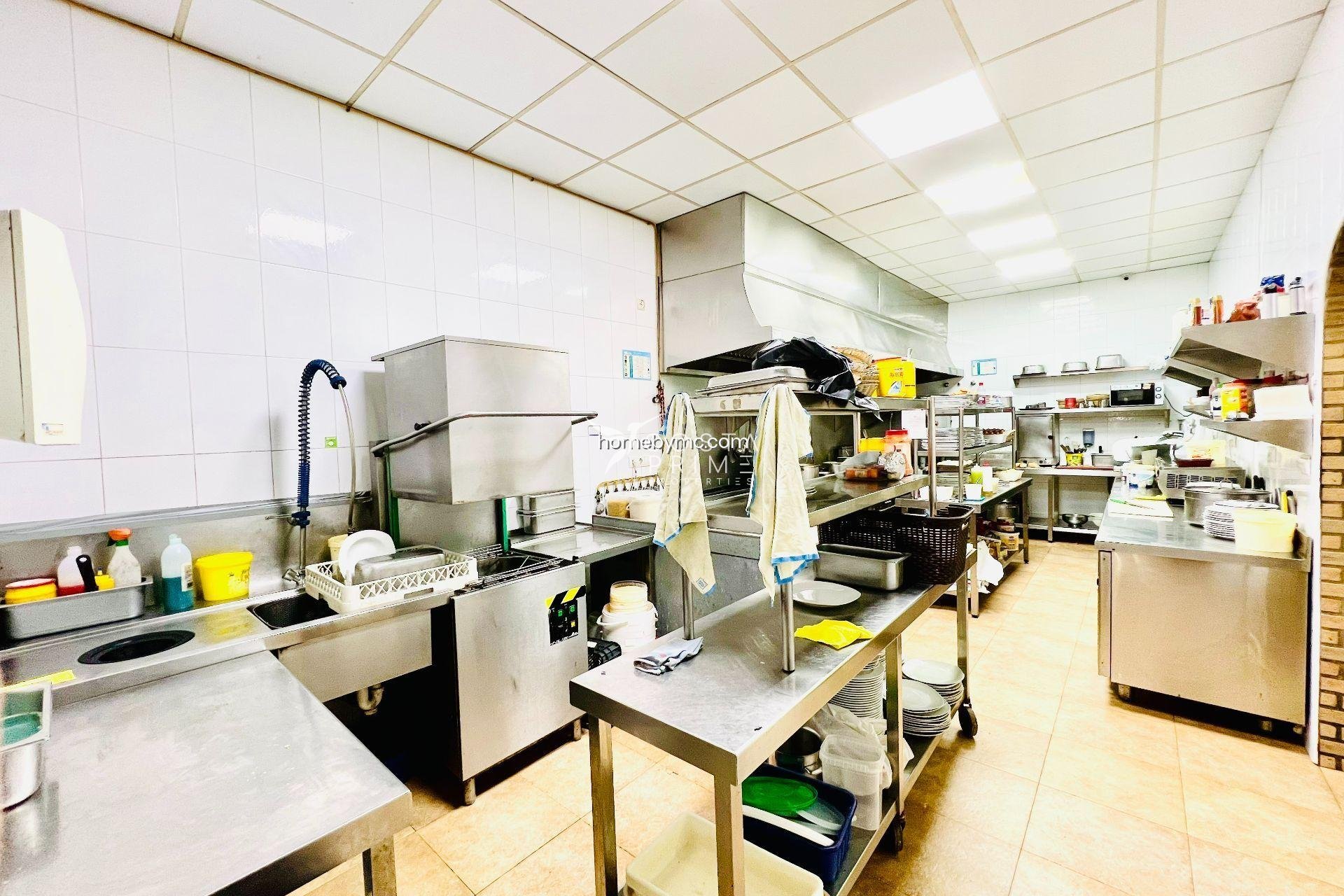 Reventa - Local / Comercio - Villajoyosa