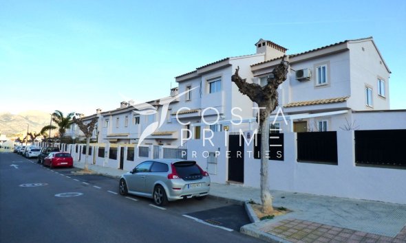 Townhouse / Semi - Resale - Polop -
                Polop