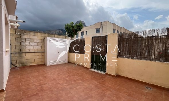 Townhouse / Semi - Resale - Polop -
                Urbanizaciones