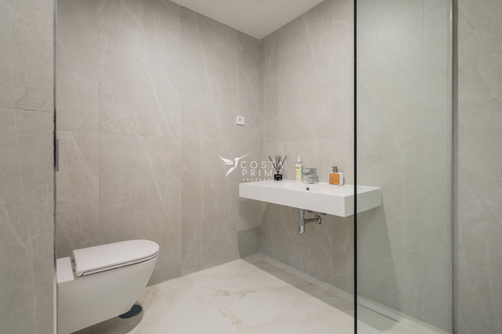 Új építésű - Apartman / lakás - Estepona