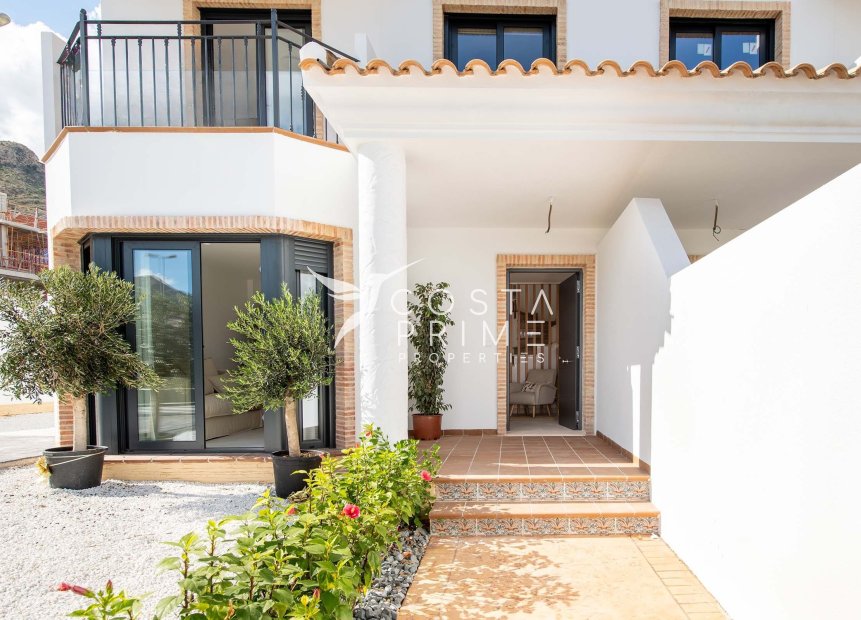 Új építésű - Villa  - Cox