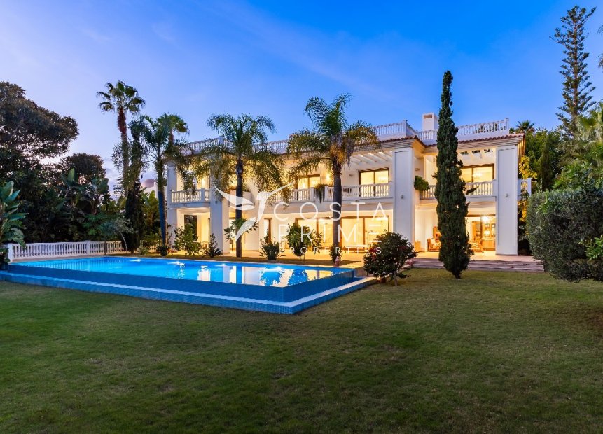 Új építésű - Villa  - Estepona