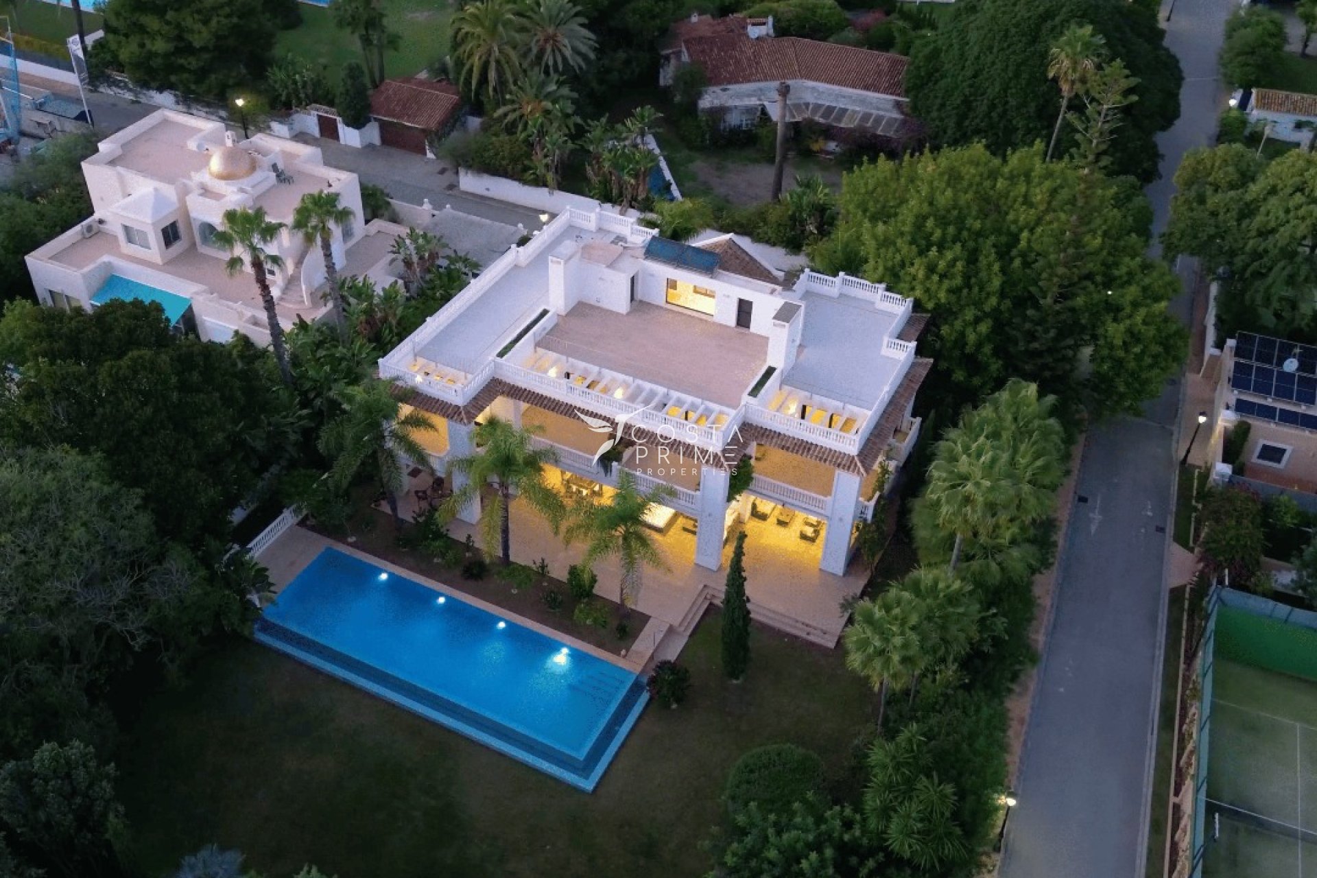 Új építésű - Villa  - Estepona