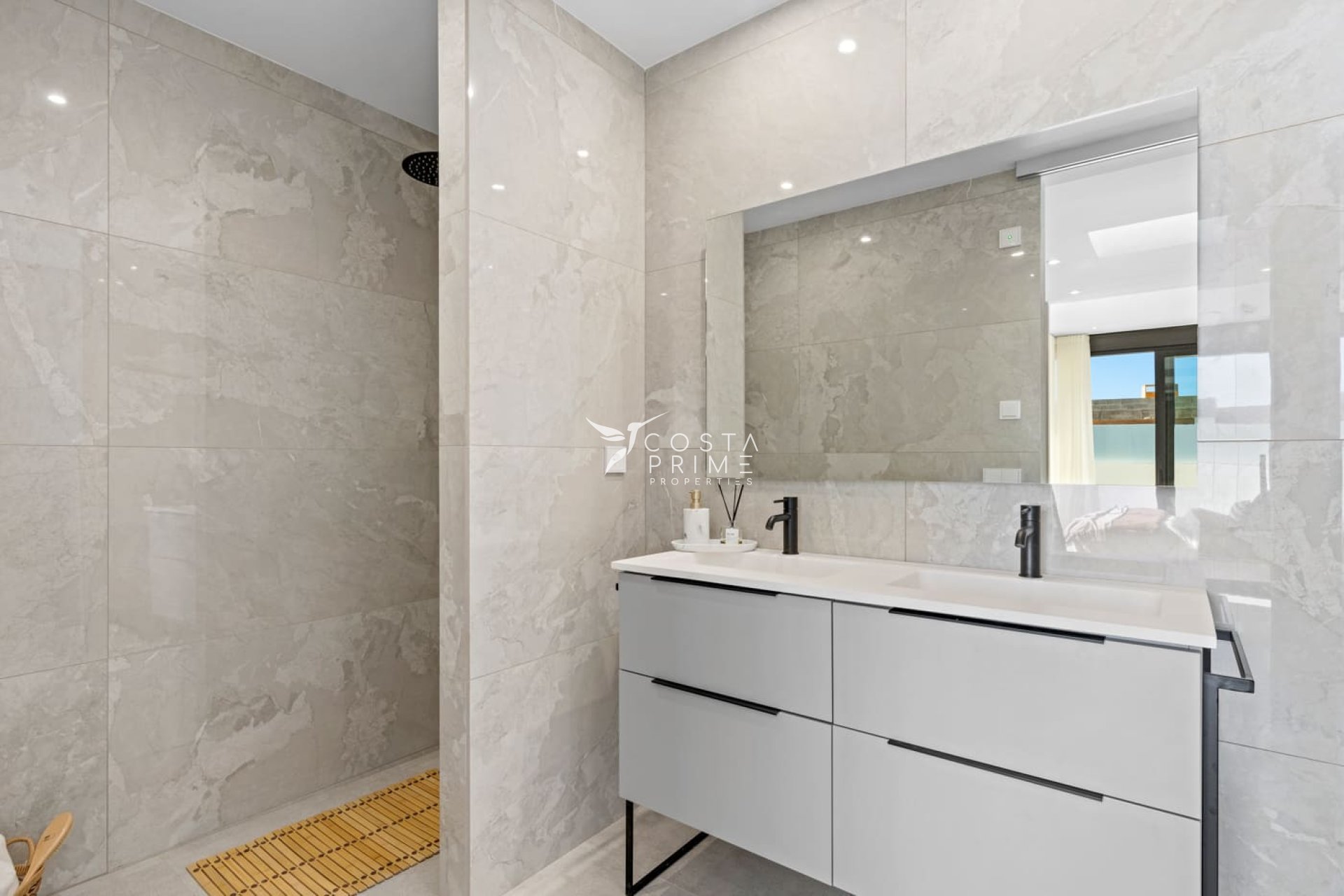 Új építésű - Villa  - Polop