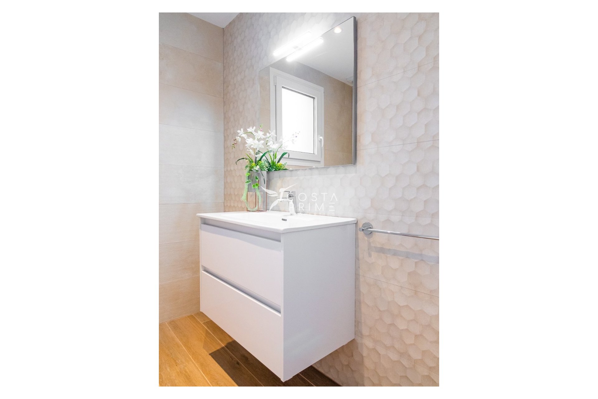 Új építésű - Villa  - Polop