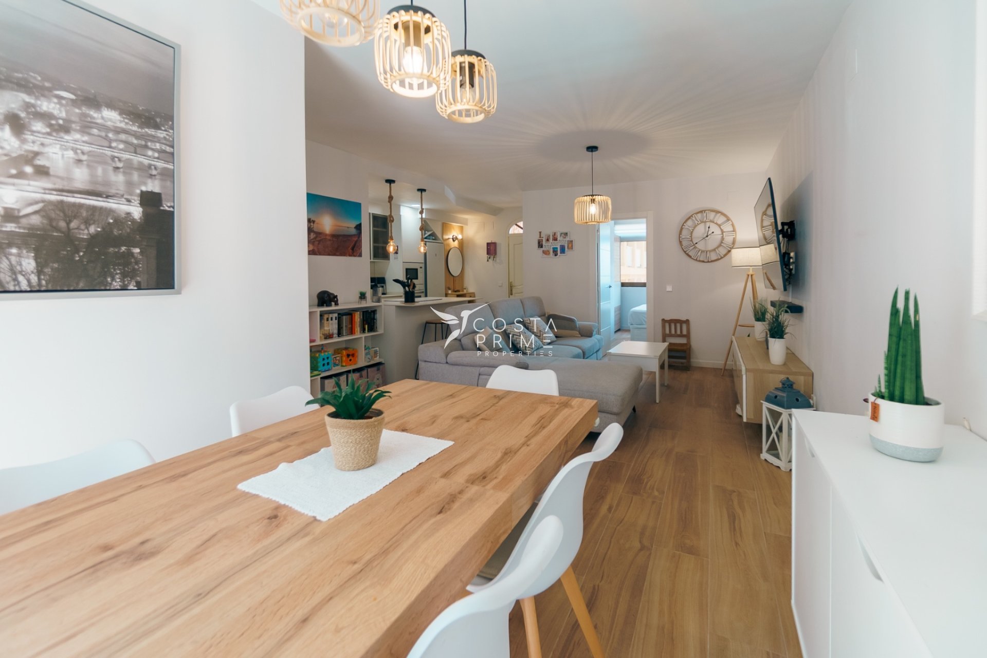 Újraértékesítés - Apartman / lakás - Albir