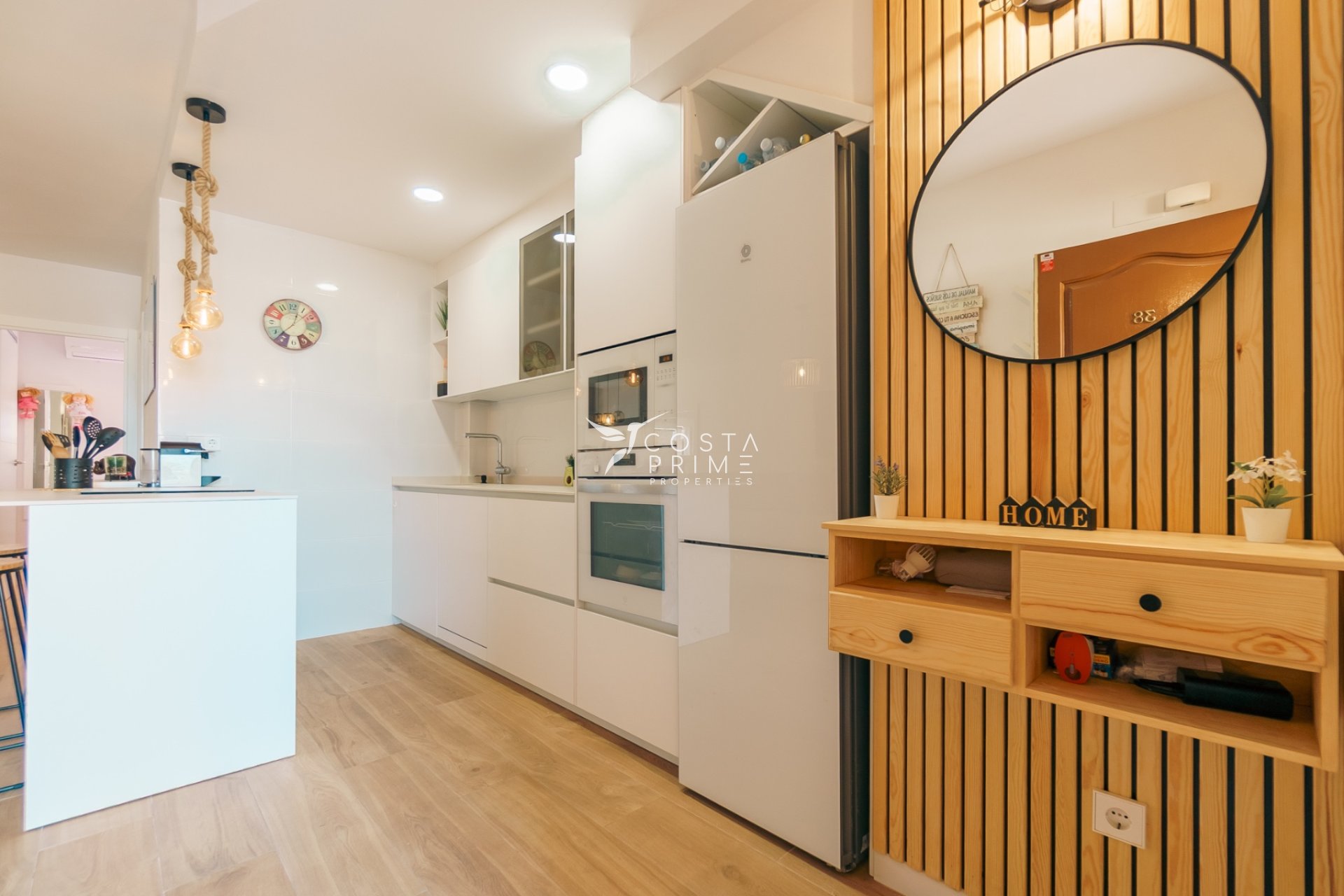 Újraértékesítés - Apartman / lakás - Albir