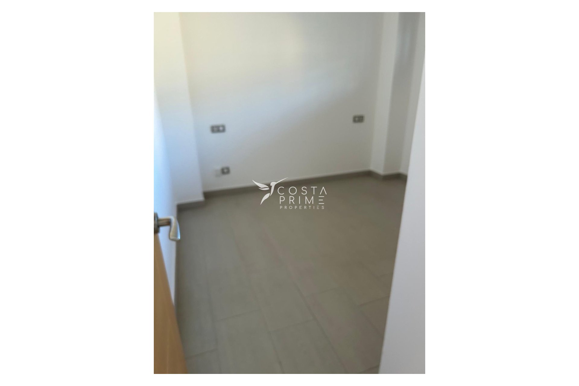 Újraértékesítés - Apartman / lakás - Albir