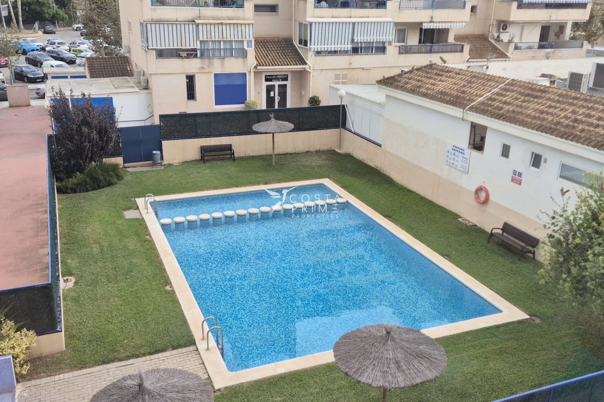 Újraértékesítés - Apartman / lakás - Albir